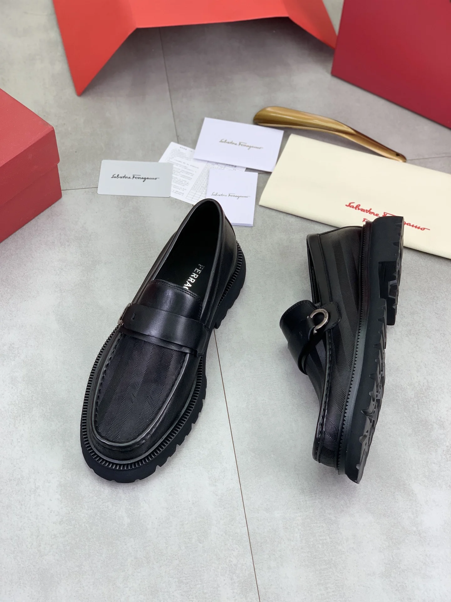 FERRAGAMO Formal Shoes Calfskin Leather Black-Silver EU39-45 C80202609111085 - Image 5