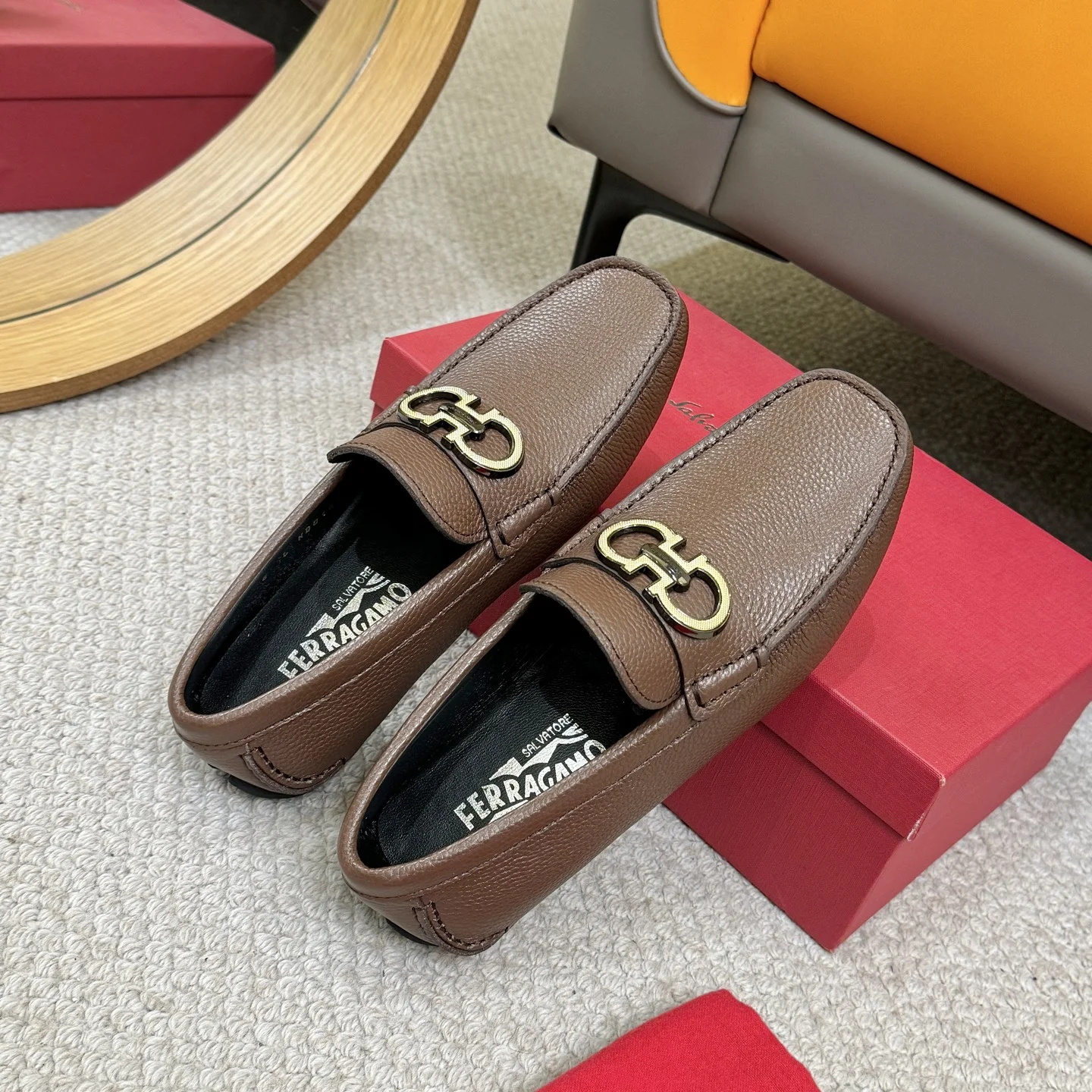 FERRAGAMO Loafers Brown-Gold B00202609110170 - Image 8