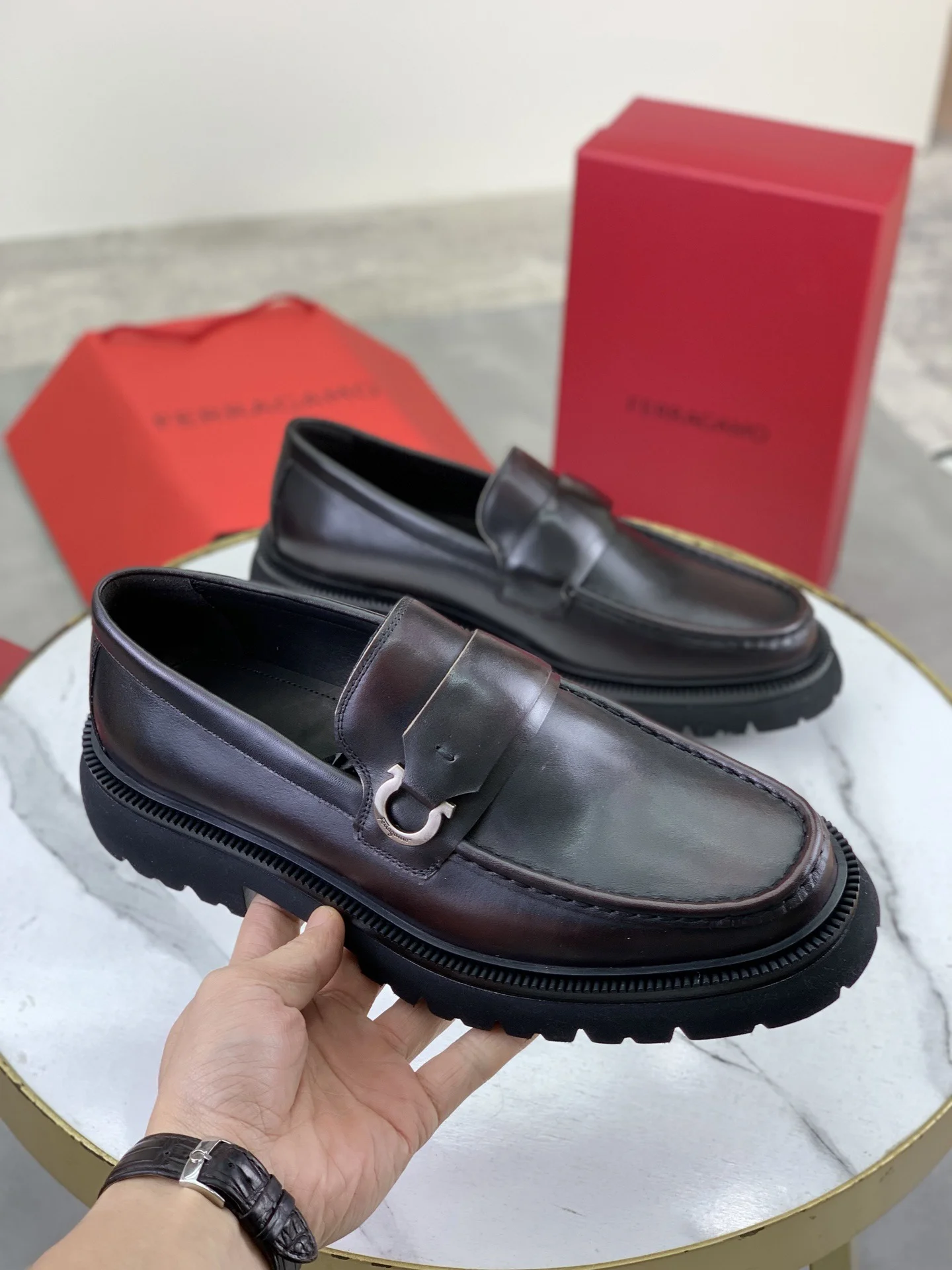 FERRAGAMO Loafers Calf Leather Brown-Black EU39-45 C80202609111087 - Image 3
