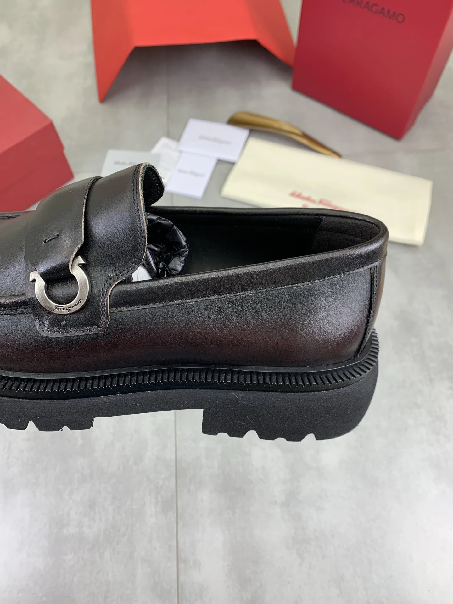 FERRAGAMO Loafers Calf Leather Brown-Black EU39-45 C80202609111087 - Image 7