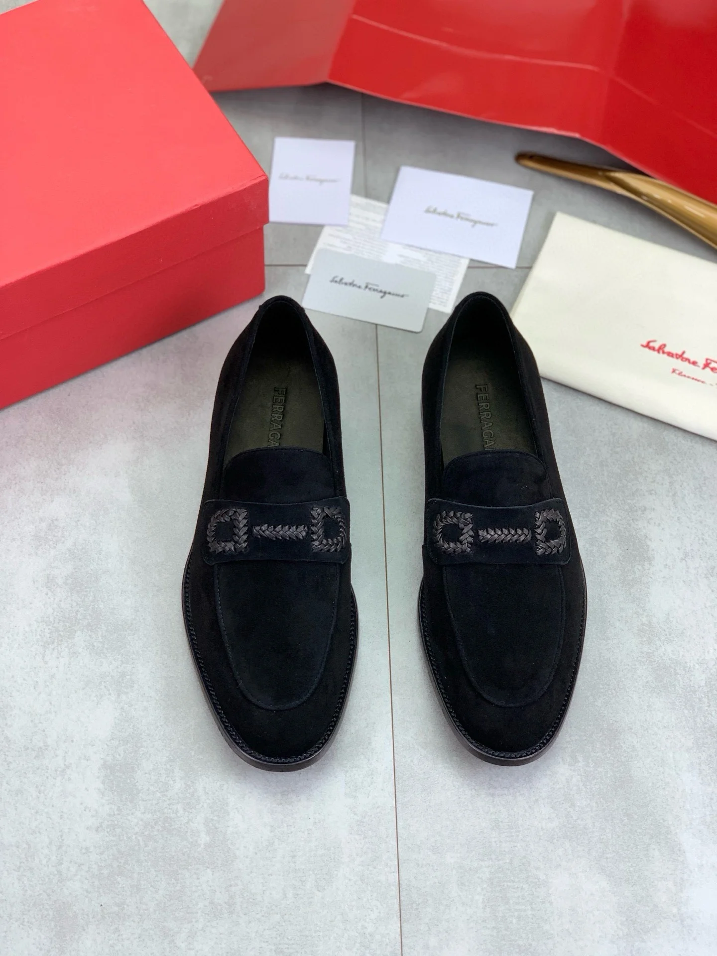 FERRAGAMO Loafers Leather Black EU39-44 D80202609110968 - Image 2