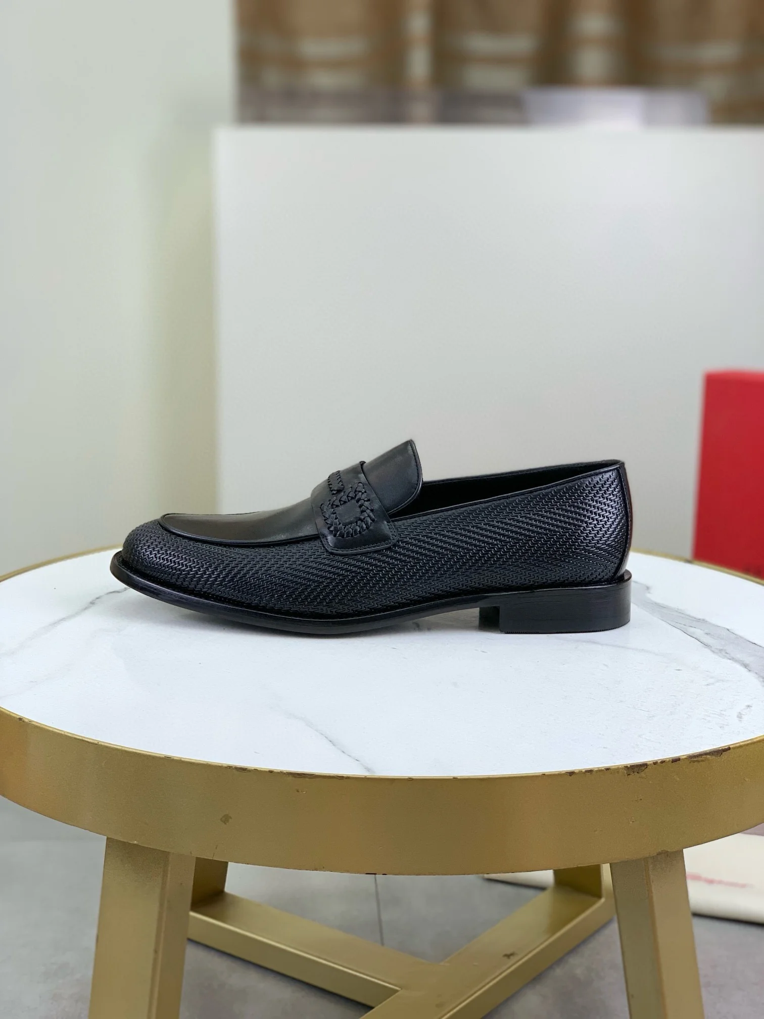 FERRAGAMO Loafers Leather Black EU39-44 D80202609110969