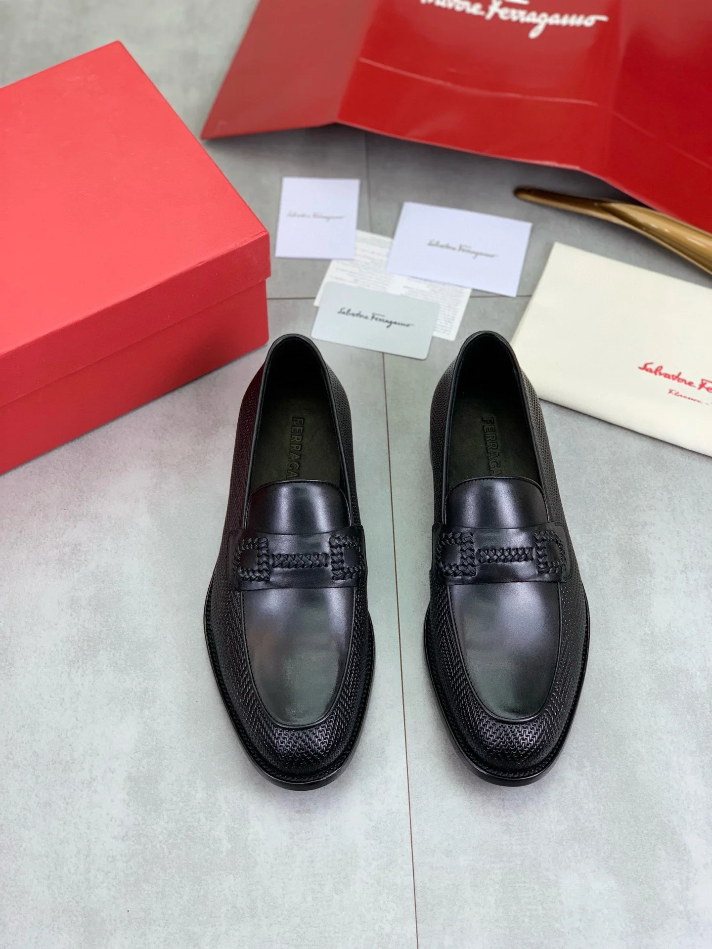FERRAGAMO Loafers Leather Black EU39-44 D80202609110969 - Image 2