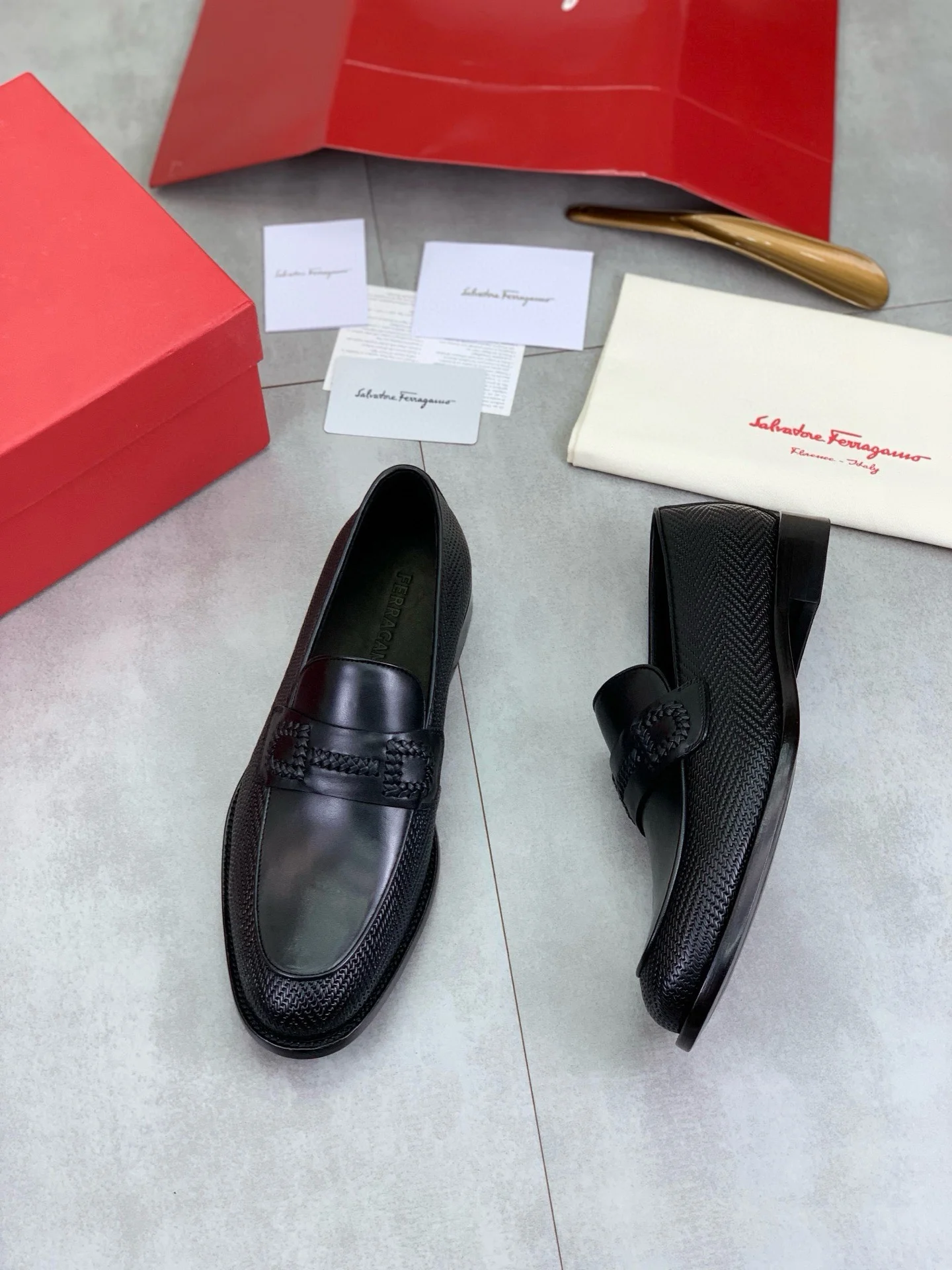 FERRAGAMO Loafers Leather Black EU39-44 D80202609110969 - Image 5