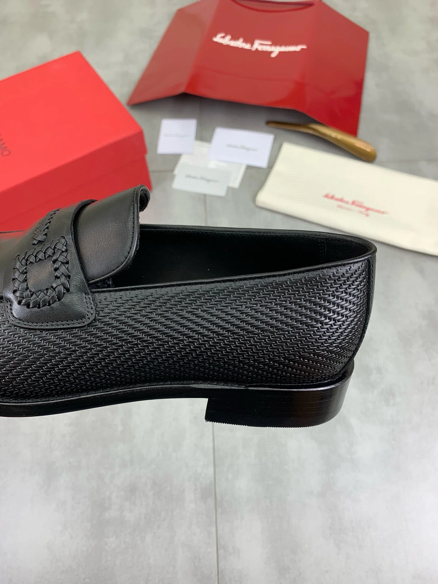 FERRAGAMO Loafers Leather Black EU39-44 D80202609110969 - Image 7