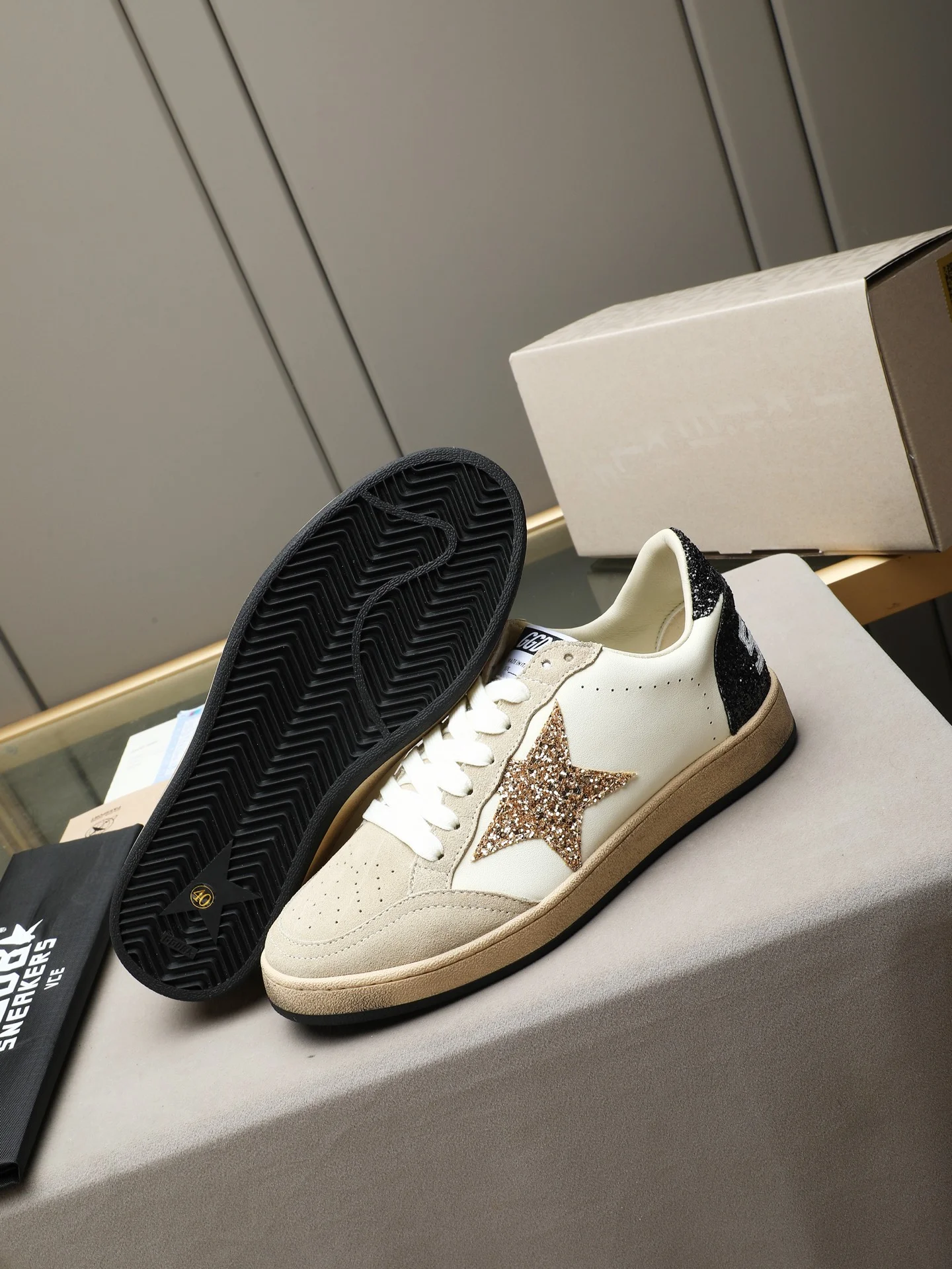 GGDB Sneakers Leather Rubber Cream-Gold EU35-44 B20202609110740 - Image 3