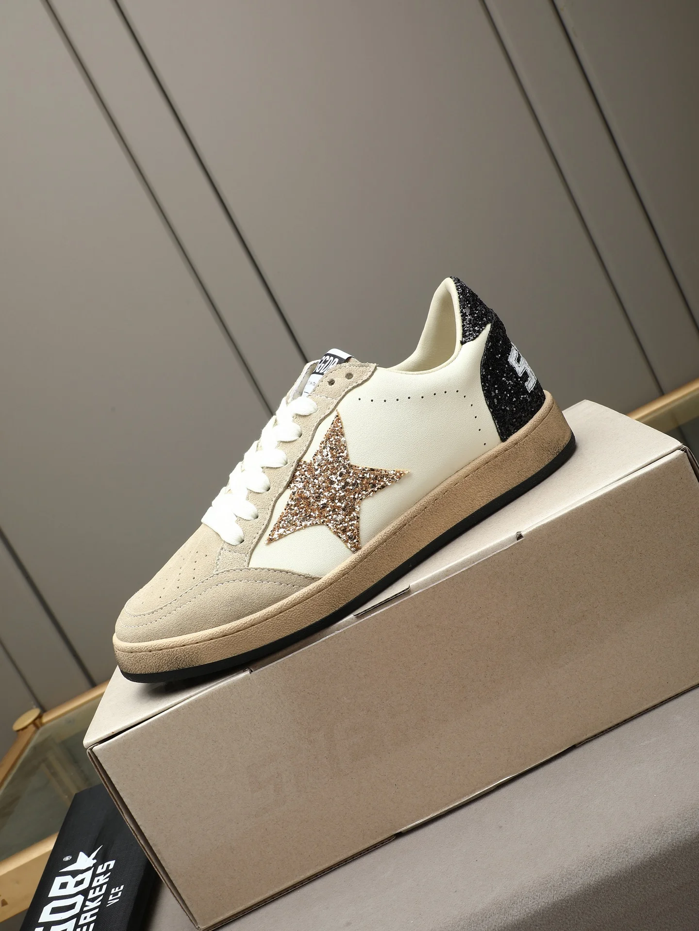 GGDB Sneakers Leather Rubber Cream-Gold EU35-44 B20202609110740 - Image 6