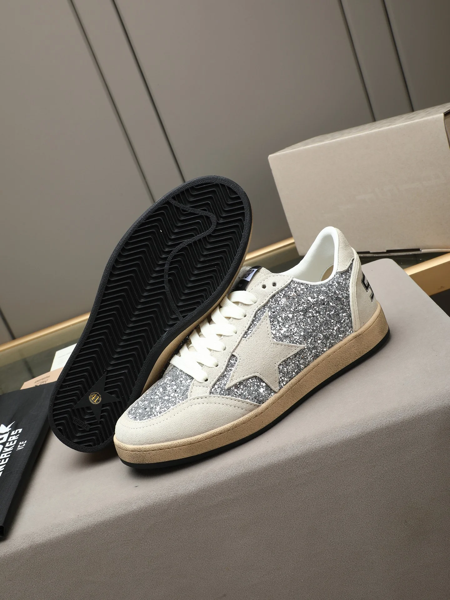 GGDB Sneakers Silver-Beige B20202609110731 - Image 3
