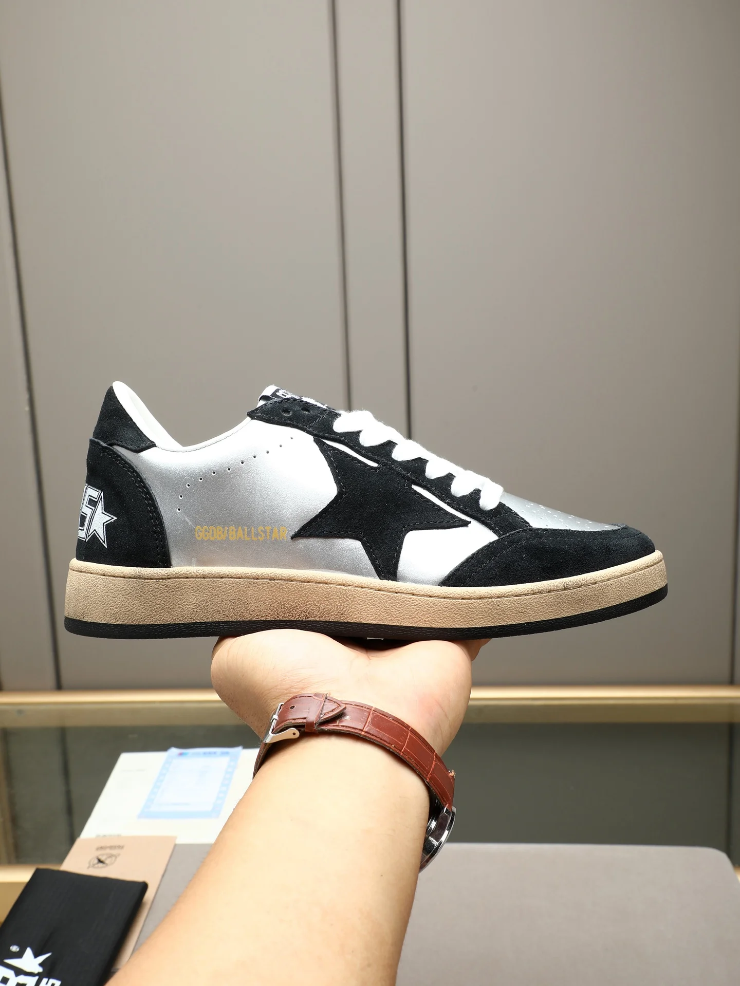 GGDB Sneakers Silver-Black B20202609110738