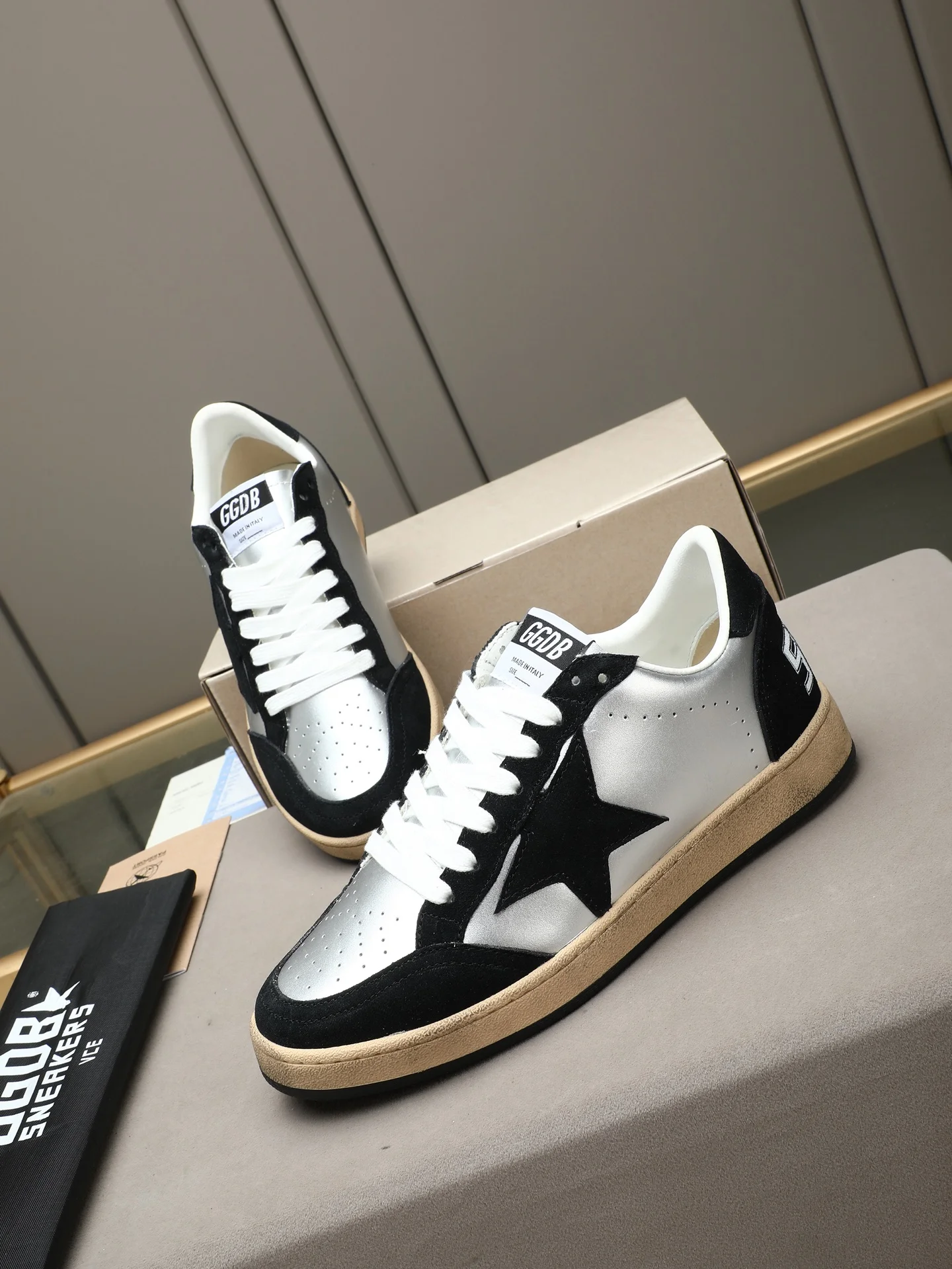 GGDB Sneakers Silver-Black B20202609110738 - Image 7