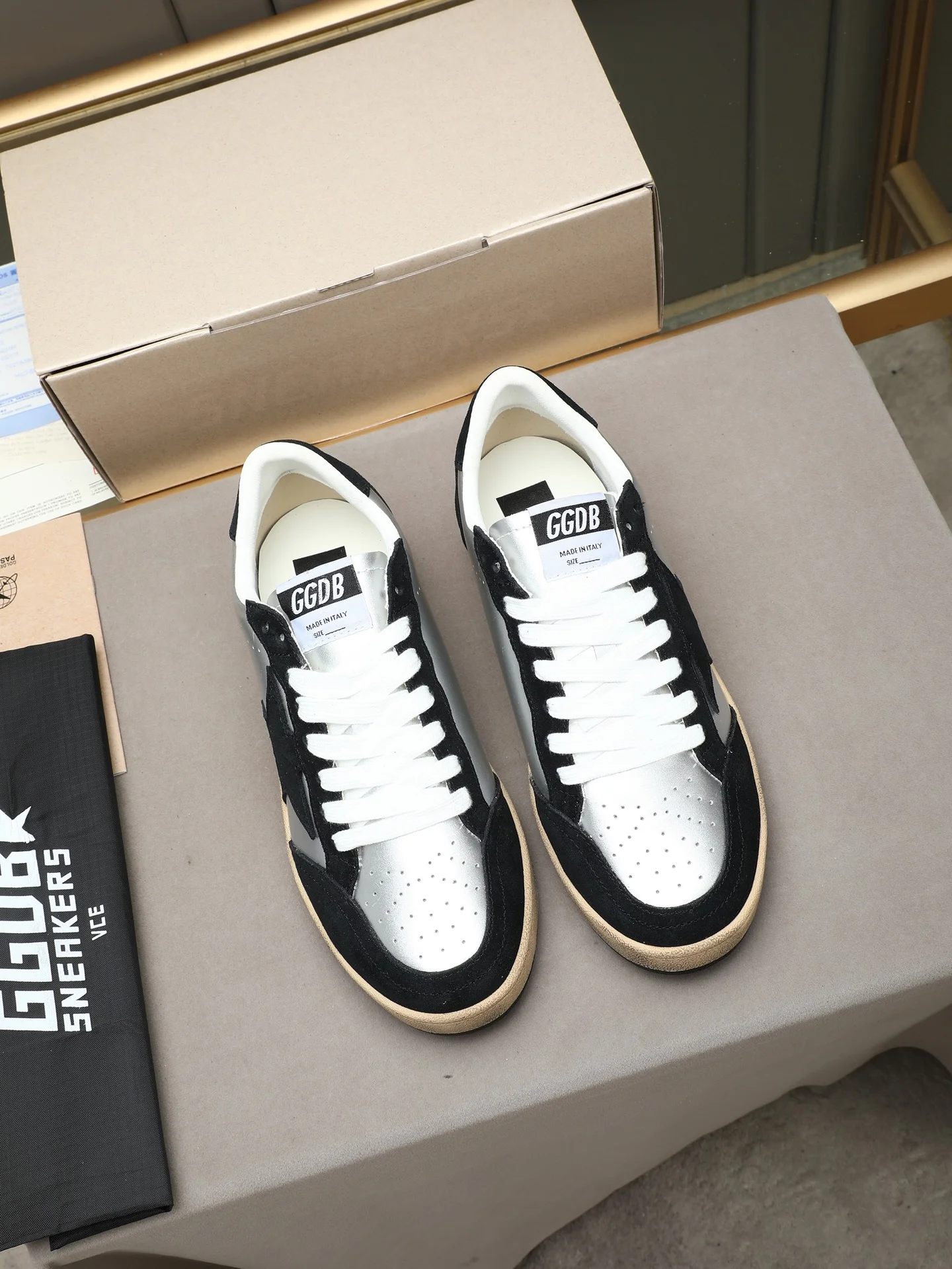 GGDB Sneakers Silver-Black B20202609110738 - Image 9