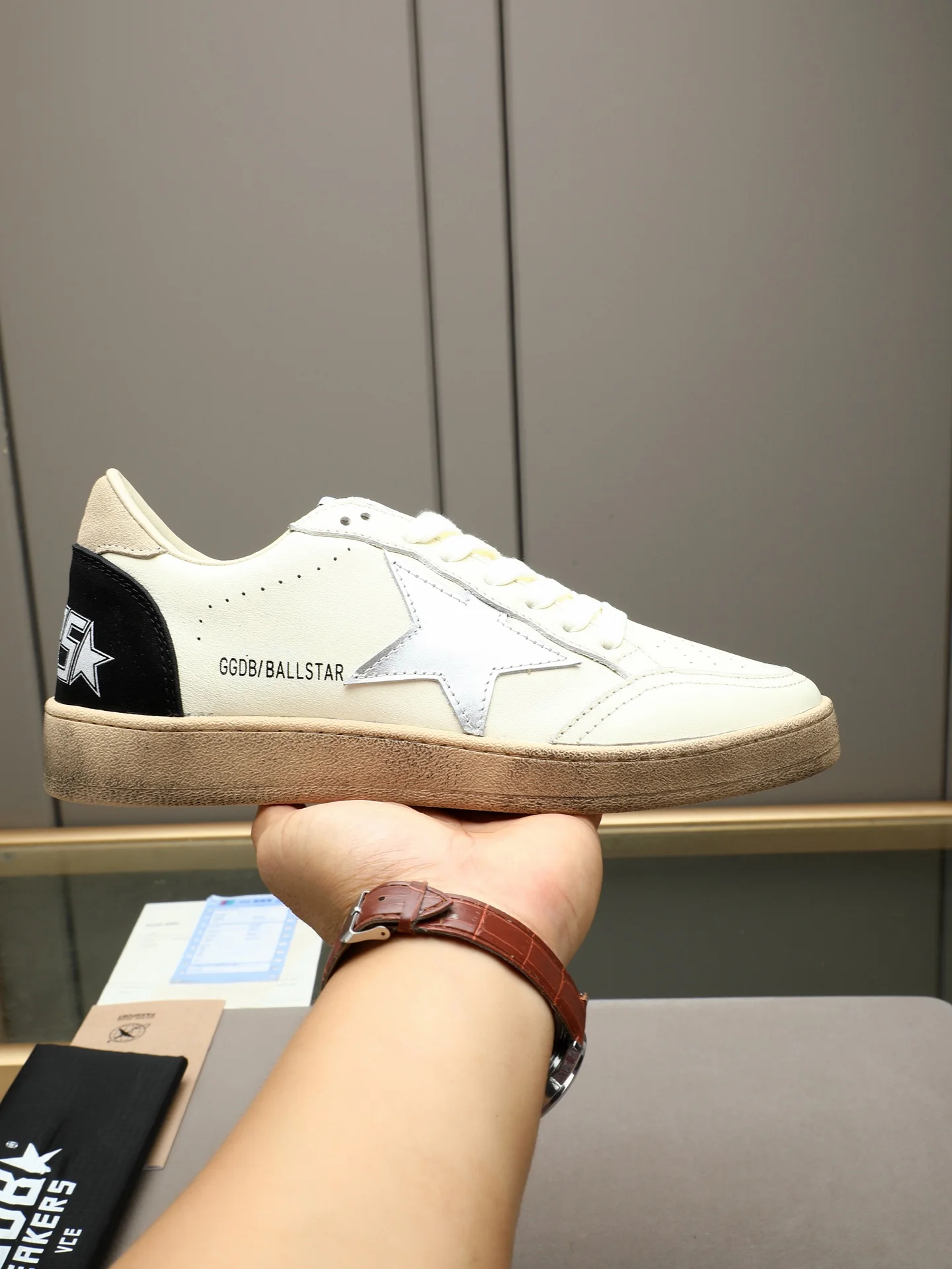 GGDB Sneakers White-Black B20202609110739