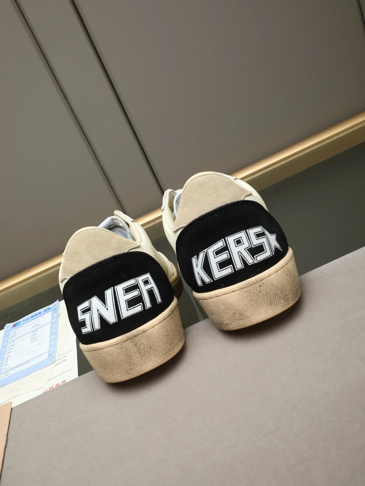 GGDB Sneakers White-Black B20202609110739 - Image 5
