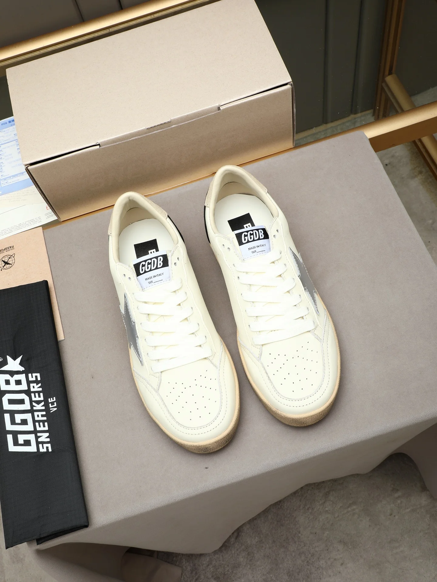 GGDB Sneakers White-Black B20202609110739 - Image 8