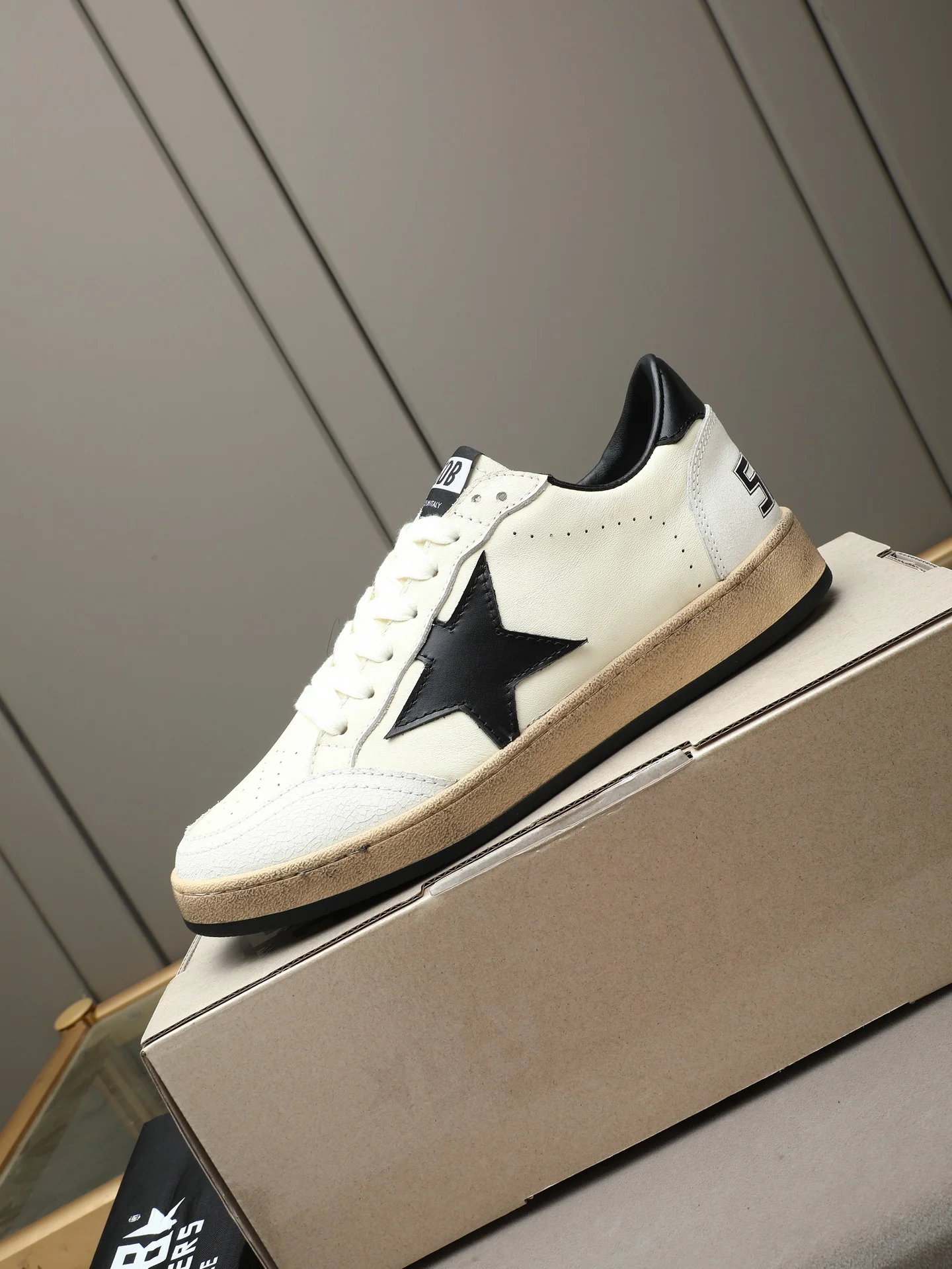 GGDB Sneakers White-Black B20202609110742 - Image 6