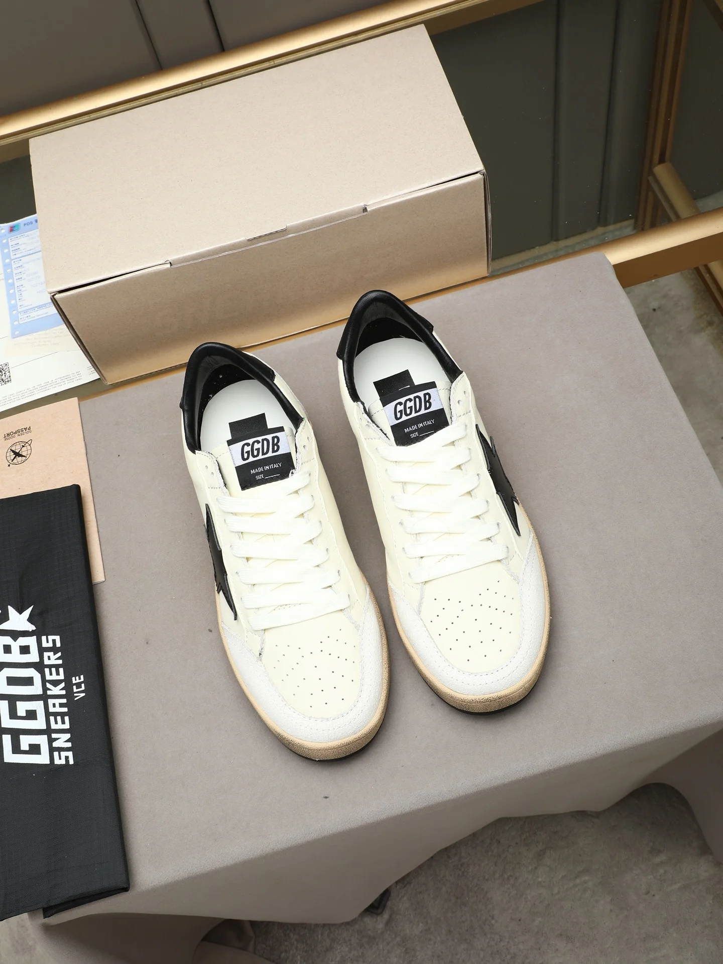 GGDB Sneakers White-Black B20202609110742 - Image 9