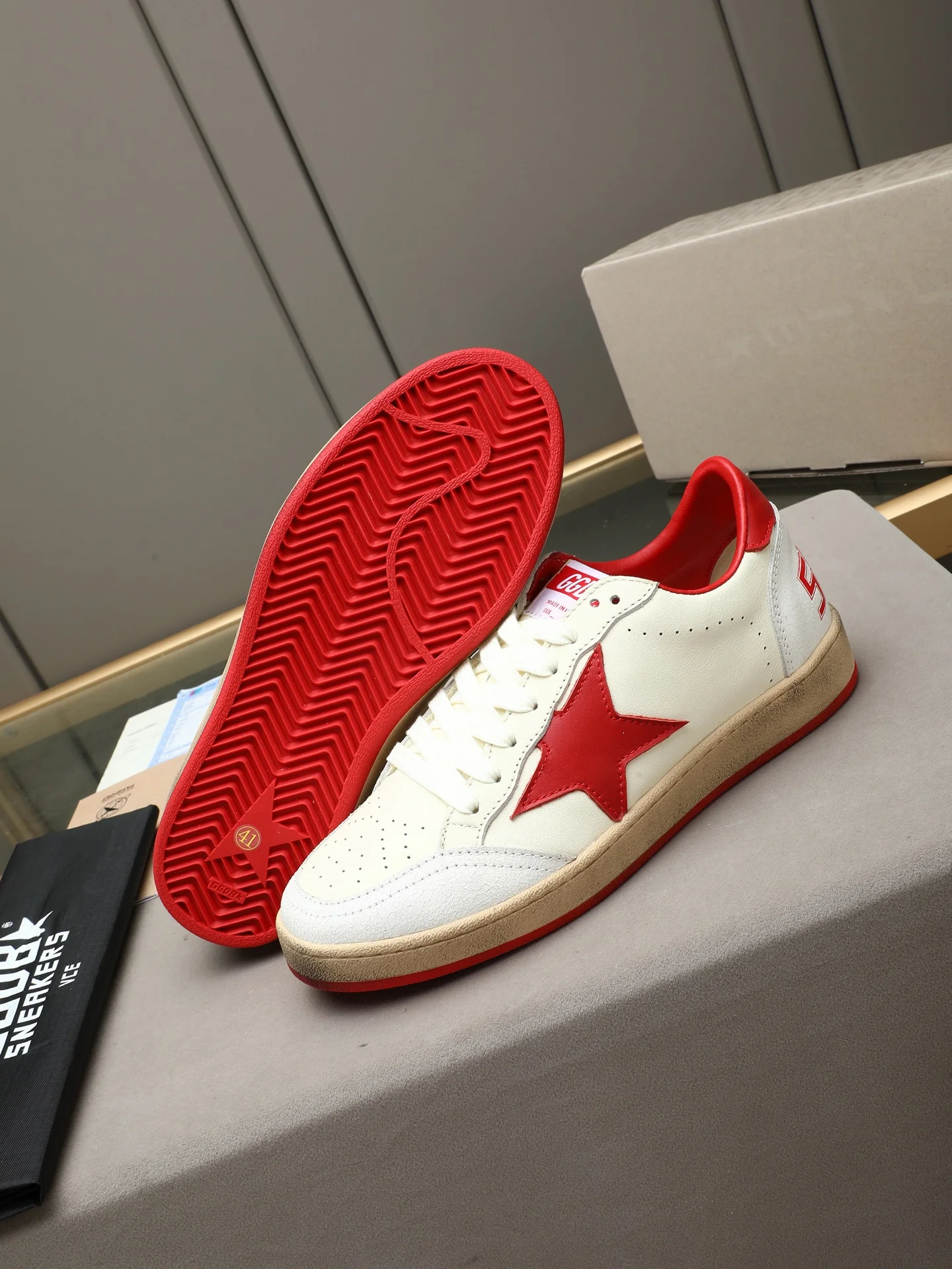 GGDB Sneakers White-Red B20202609110746 - Image 3
