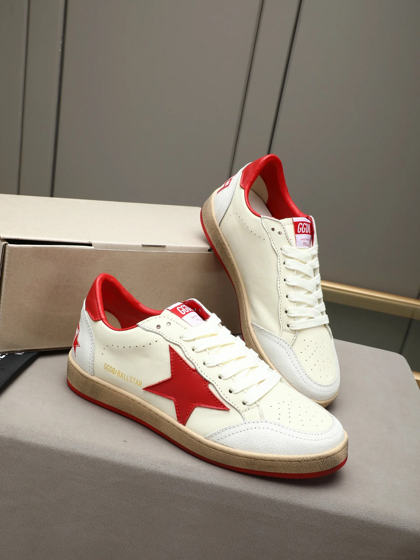 GGDB Sneakers White-Red B20202609110746 - Image 4