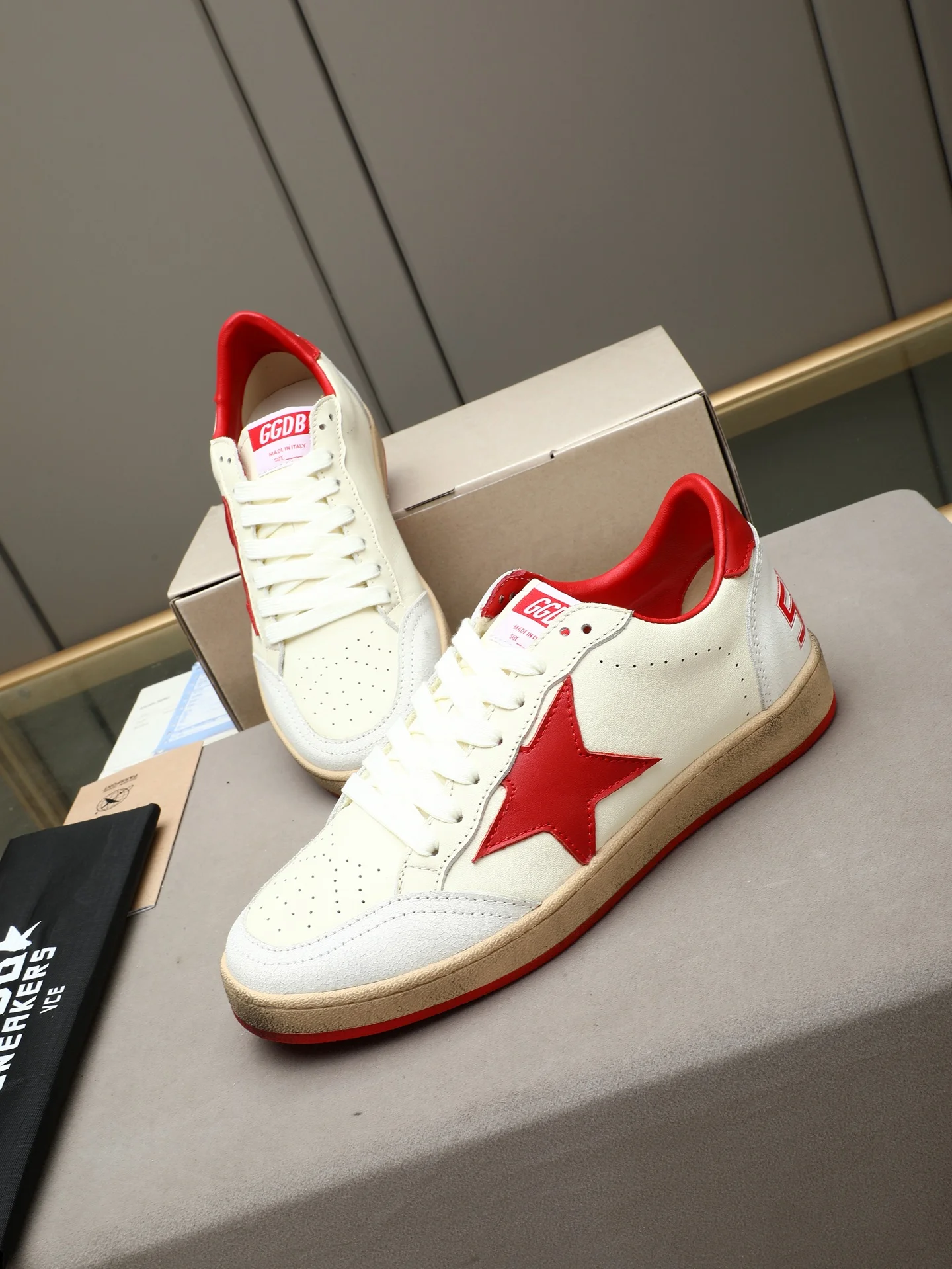 GGDB Sneakers White-Red B20202609110746 - Image 7