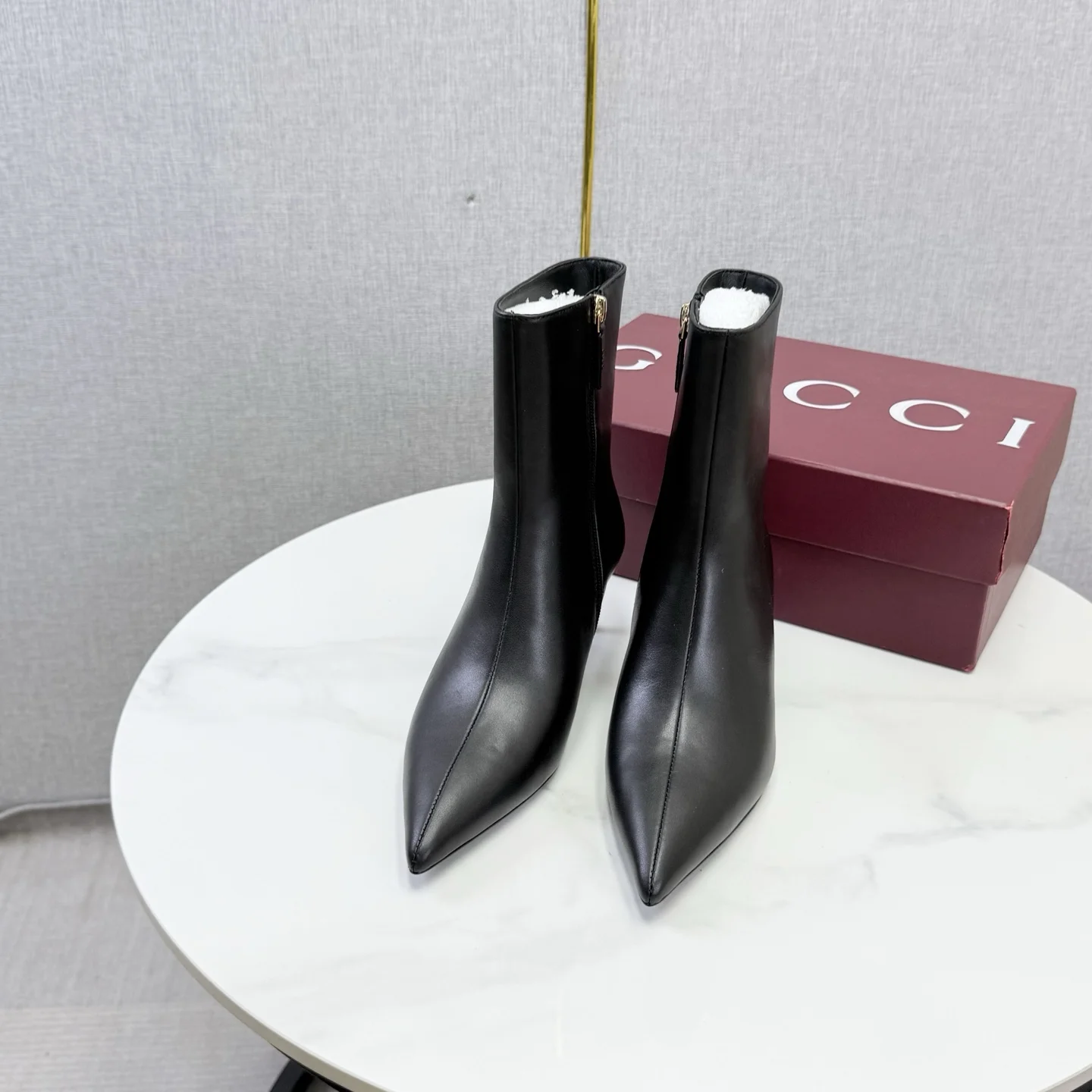 GUCCI Booties Black-Gold C60202609110613 - Image 2