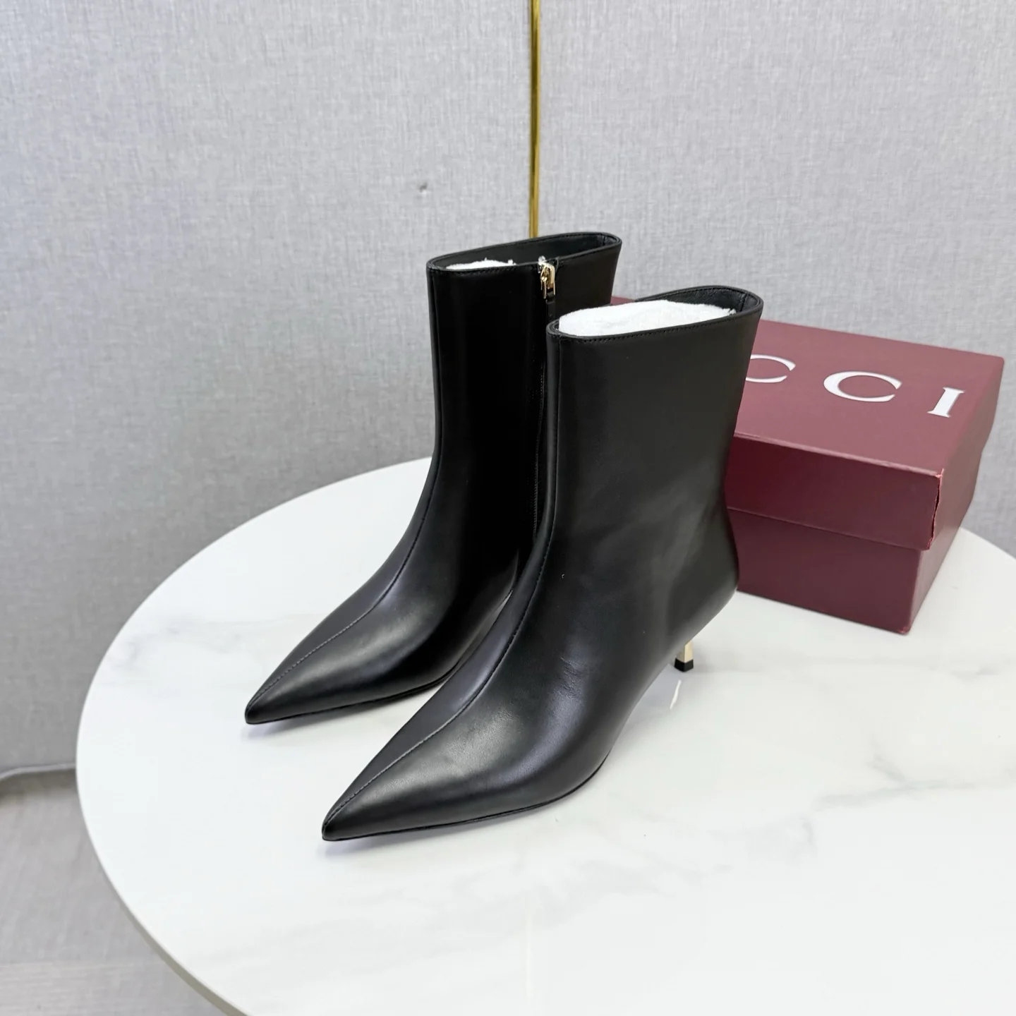 GUCCI Booties Black-Gold C60202609110613 - Image 3