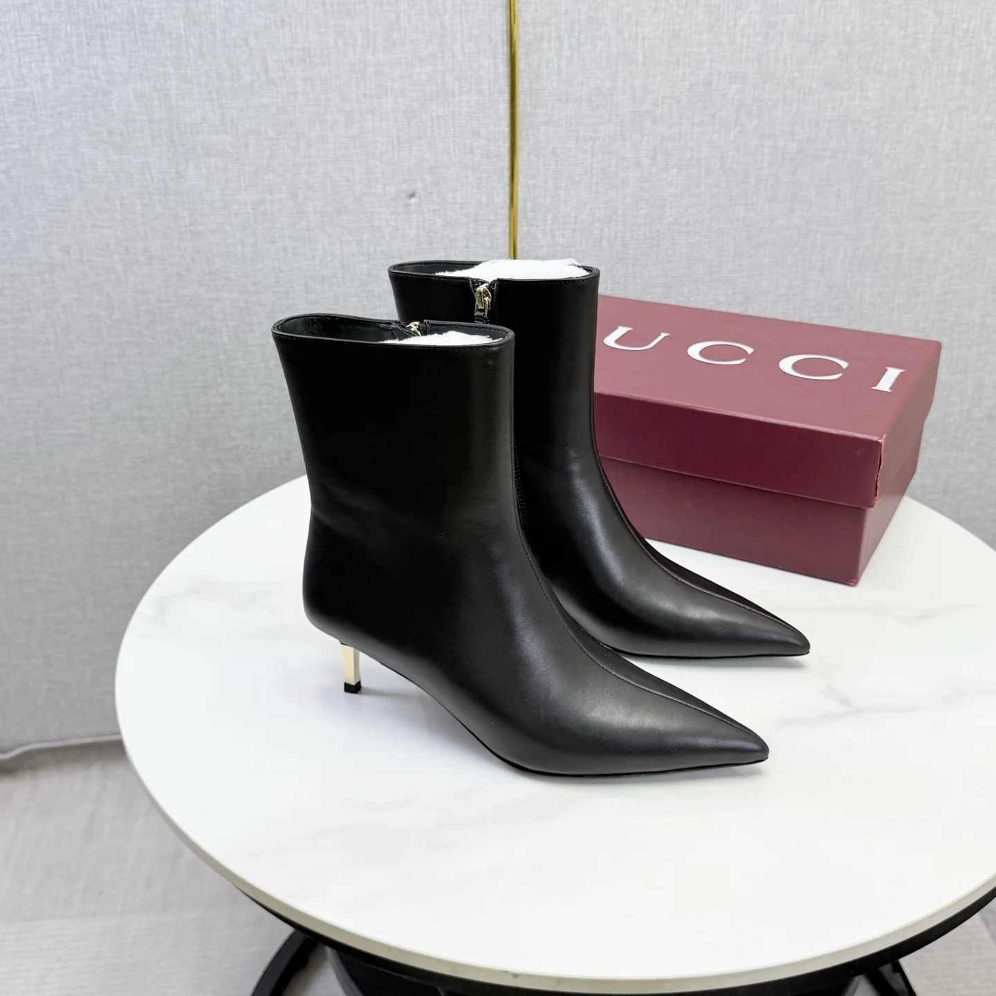 GUCCI Booties Black-Gold C60202609110613 - Image 4