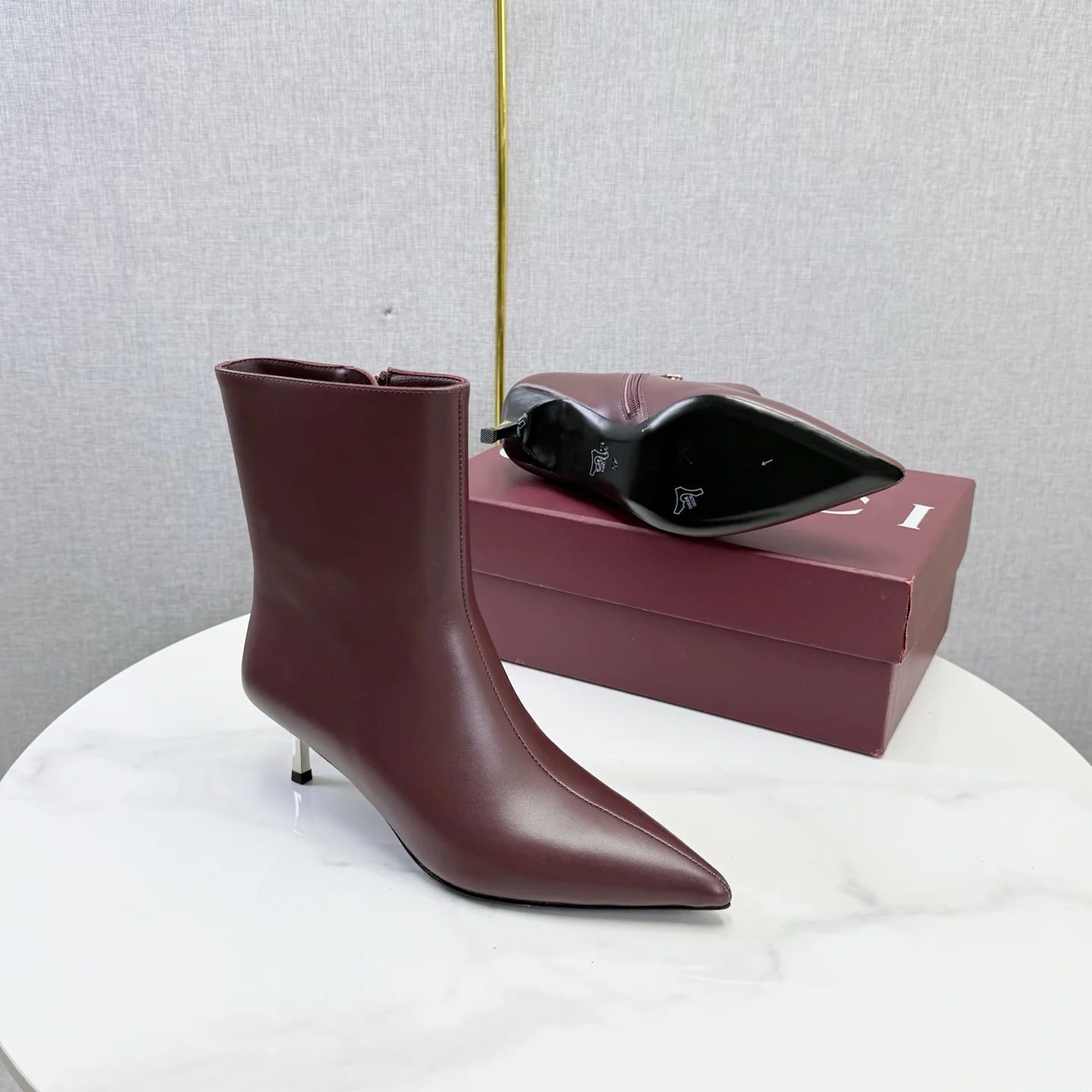 GUCCI Booties Brown-Silver C60202609110615 - Image 9