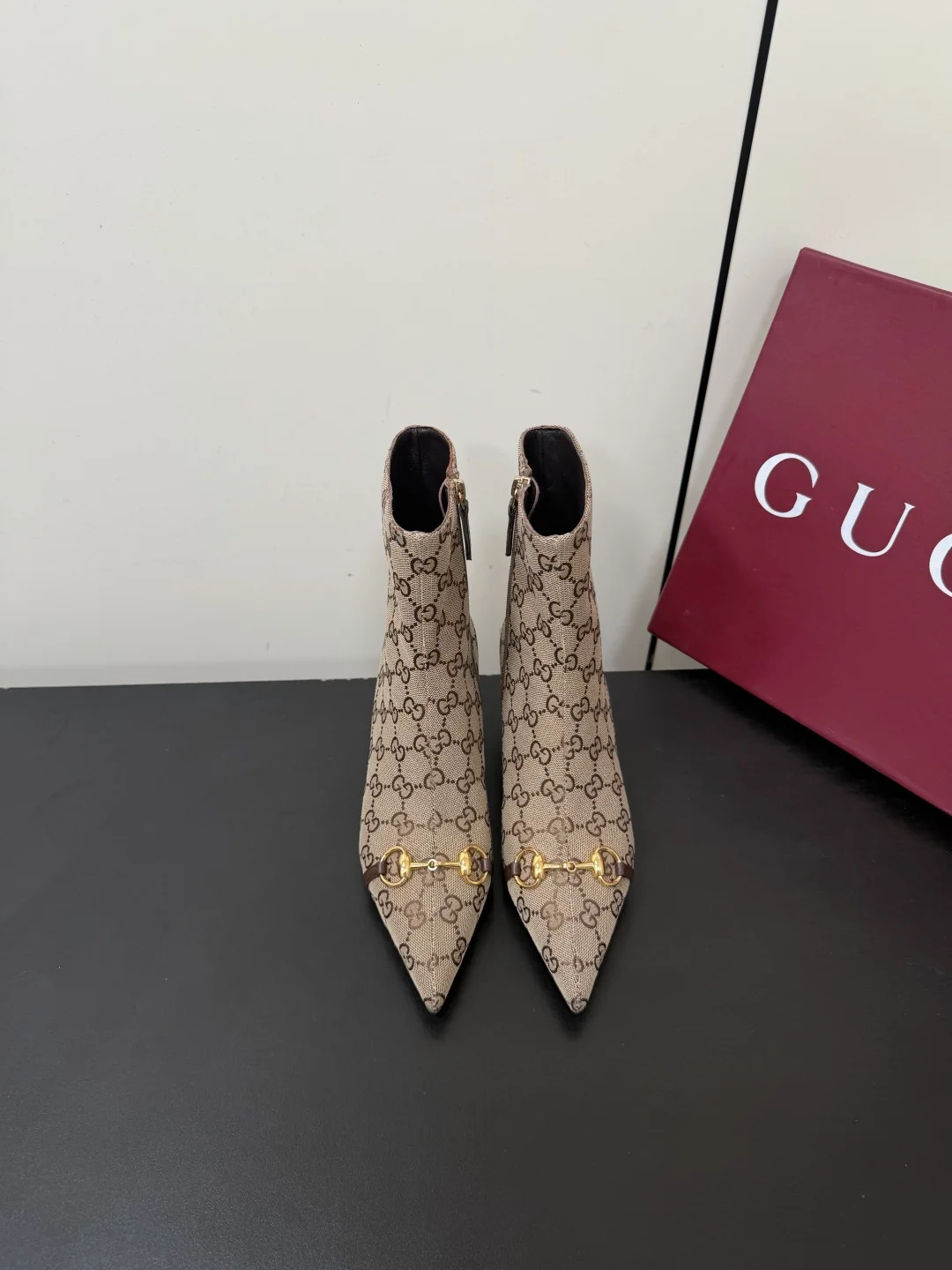 GUCCI Booties Leather Beige-Gold EU35-42 C70202609110760