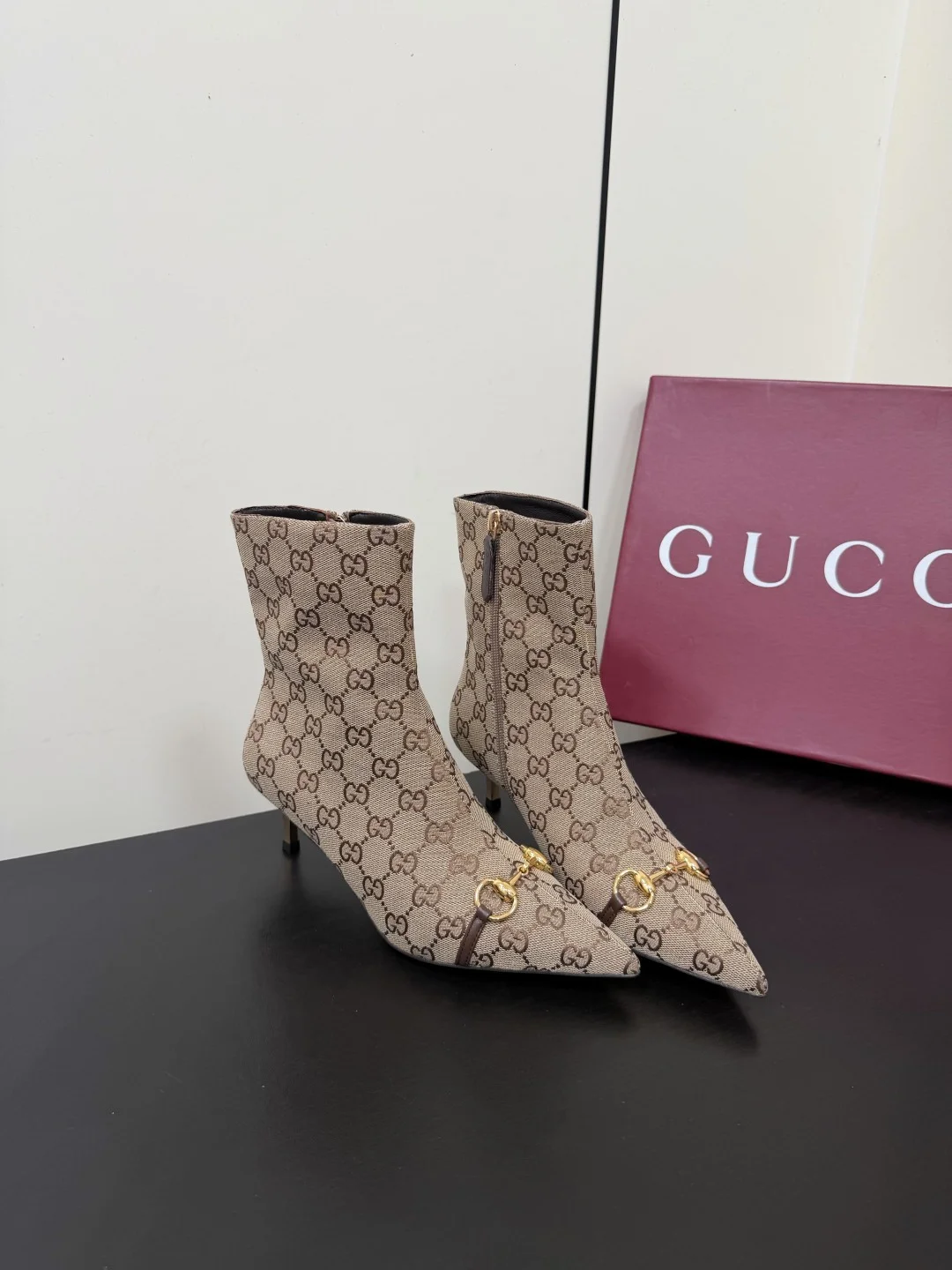 GUCCI Booties Leather Beige-Gold EU35-42 C70202609110760 - Image 2