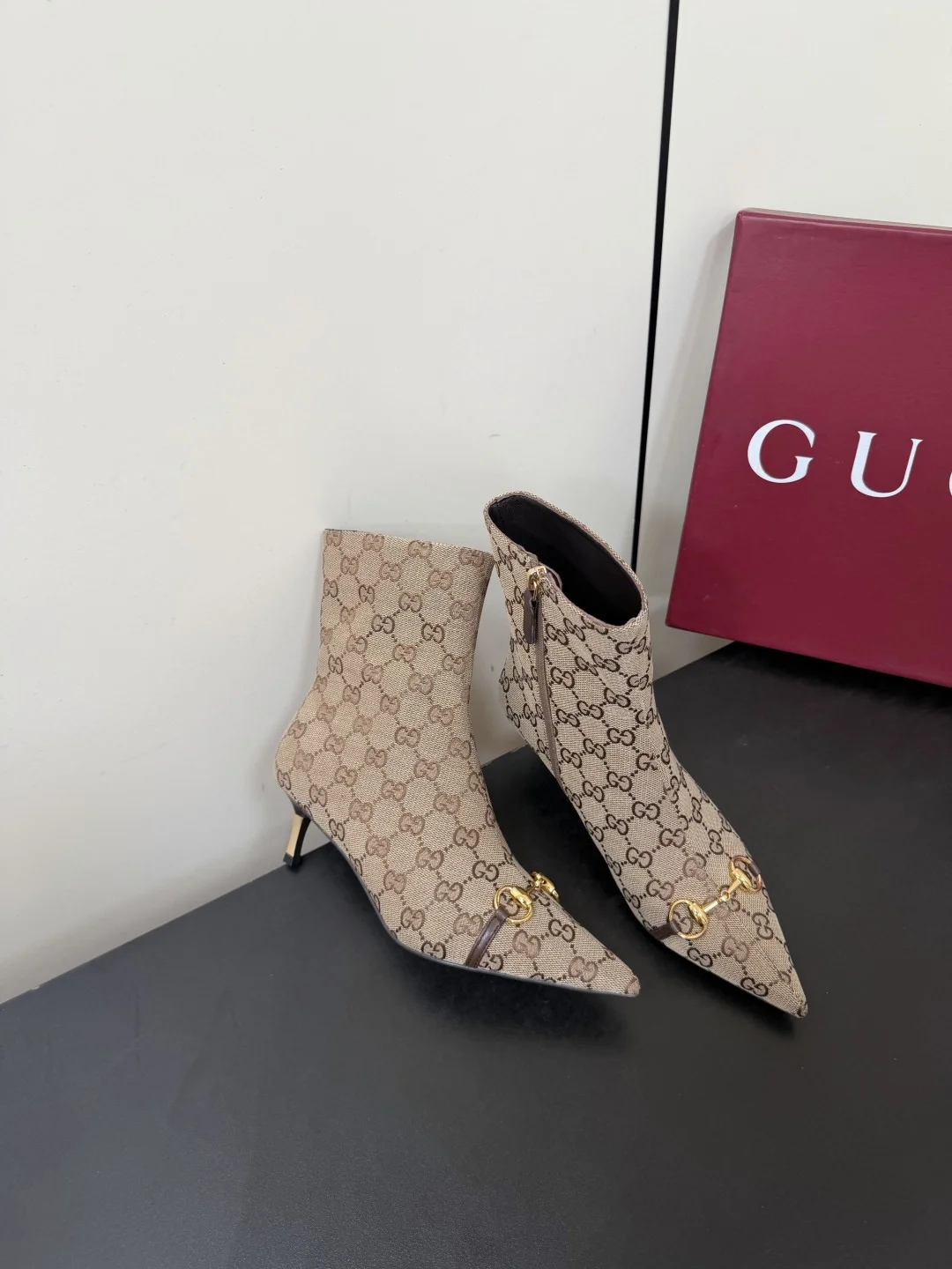 GUCCI Booties Leather Beige-Gold EU35-42 C70202609110760 - Image 5