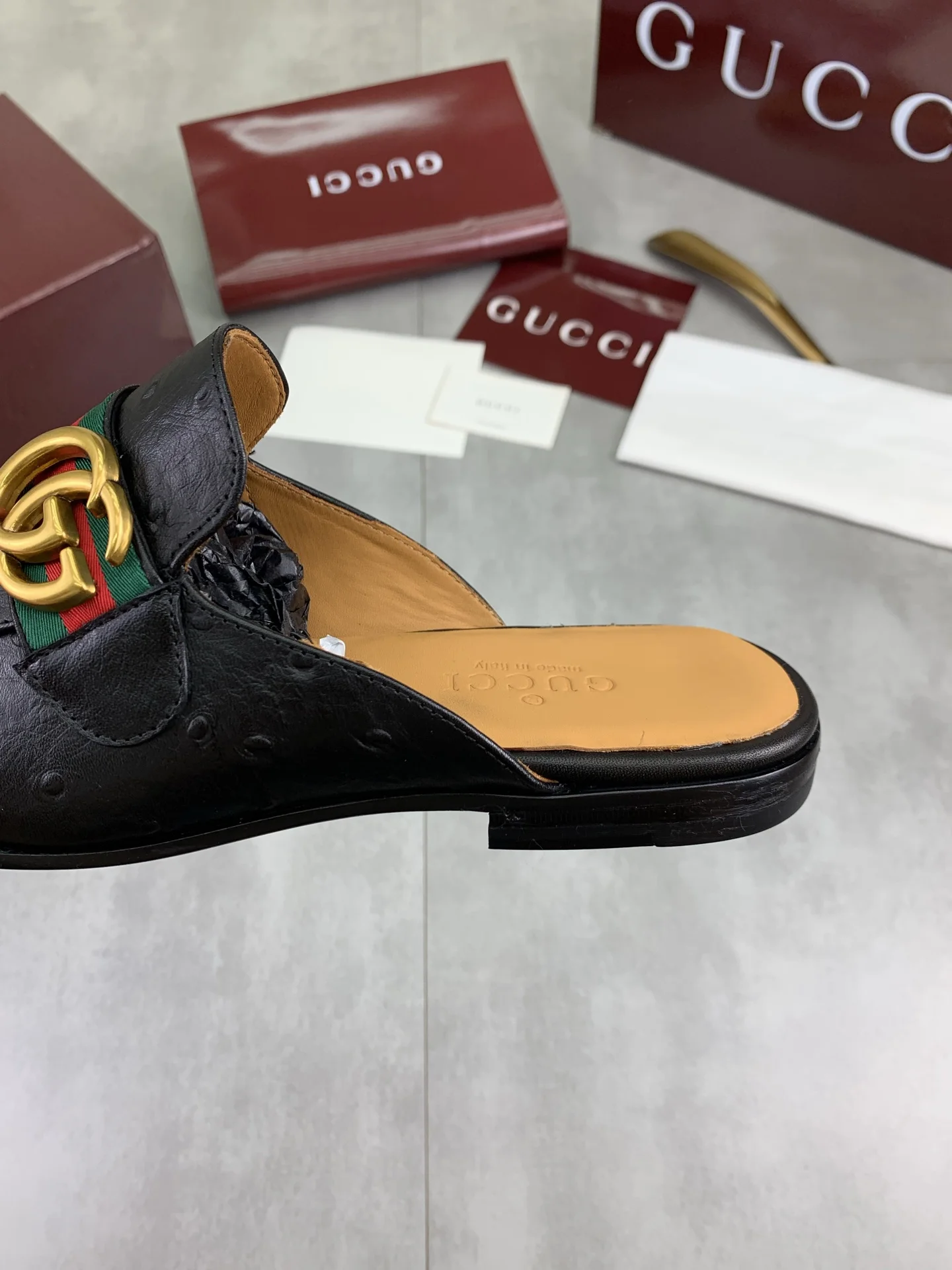 GUCCI Flats Calfskin Leather Black-Gold EU39-45 D20202609110993 - Image 8
