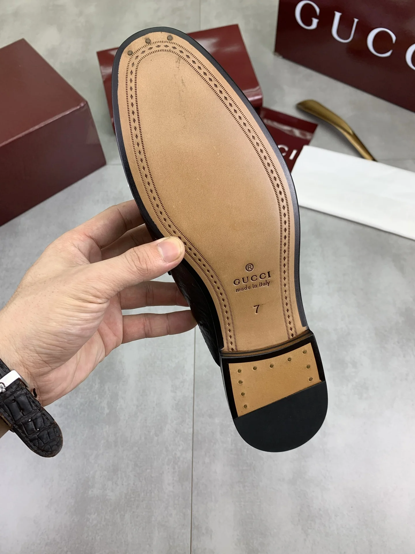 GUCCI Flats Calfskin Leather Black-Gold EU39-45 D20202609110993 - Image 9