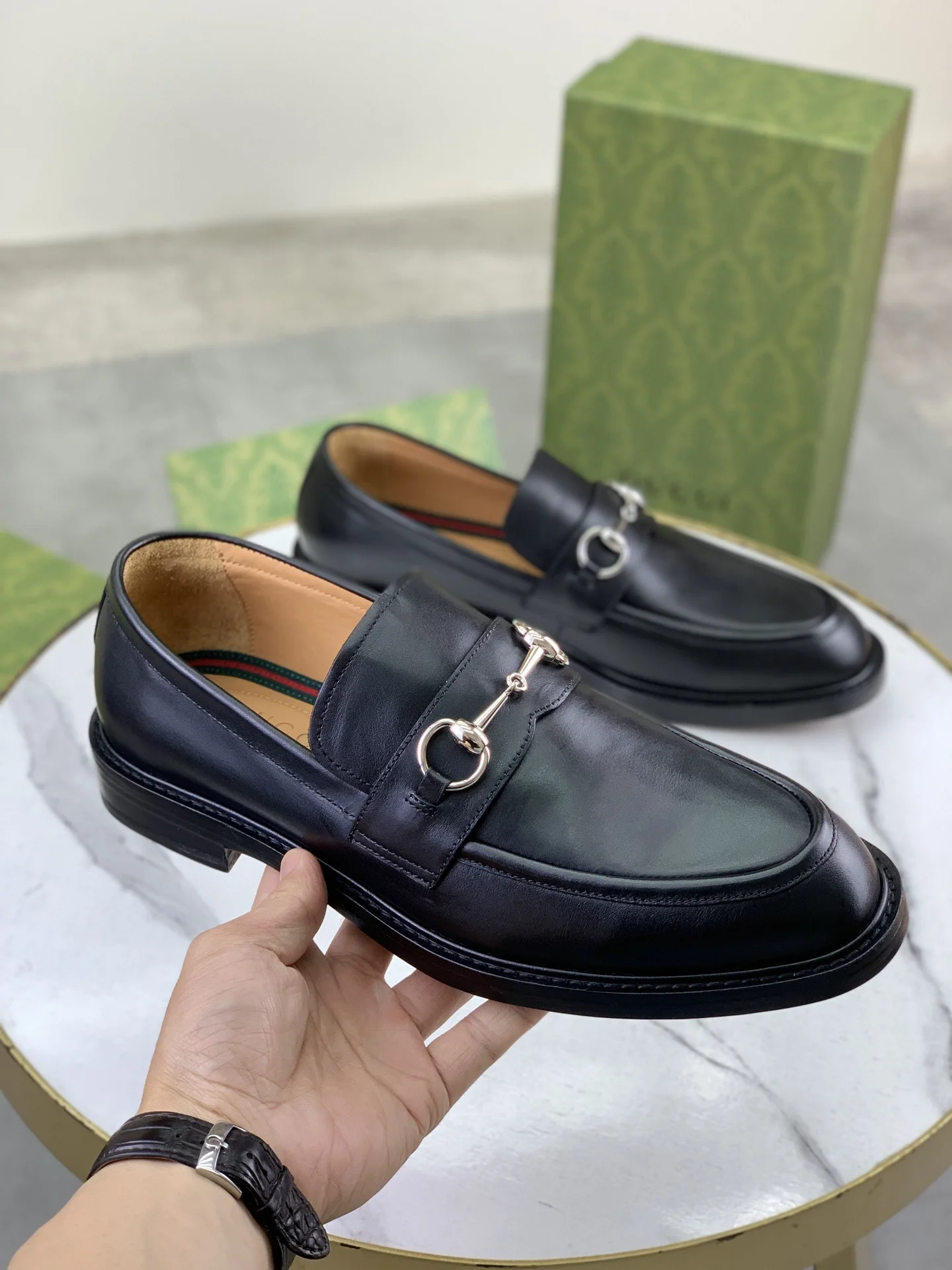 GUCCI Formal Shoes Calf Leather Black-Gold EU39-45 D80202609111073 - Image 3