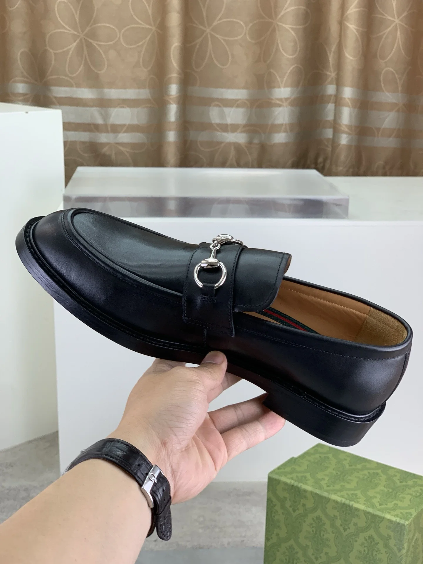GUCCI Formal Shoes Calf Leather Black-Gold EU39-45 D80202609111073 - Image 6