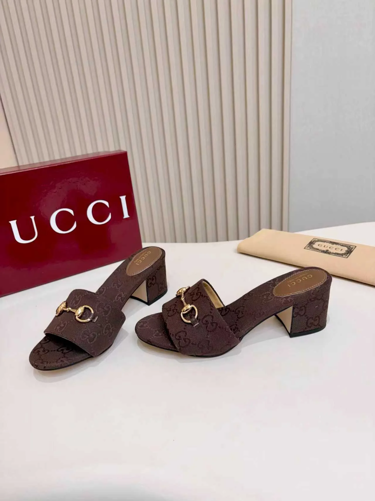 GUCCI Heels Brown-Gold A80202609111119 - Image 2