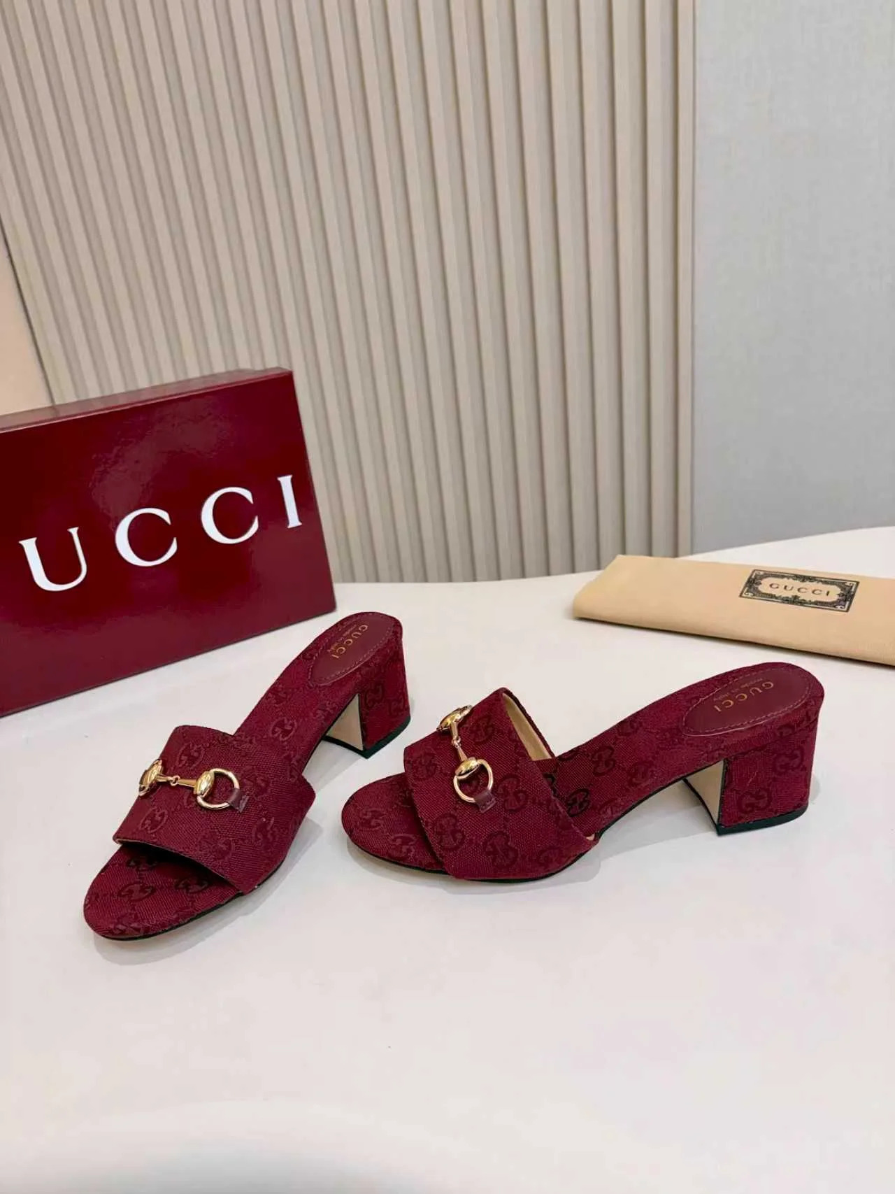 GUCCI Mules Burgundy-Gold A80202609111122 - Image 2