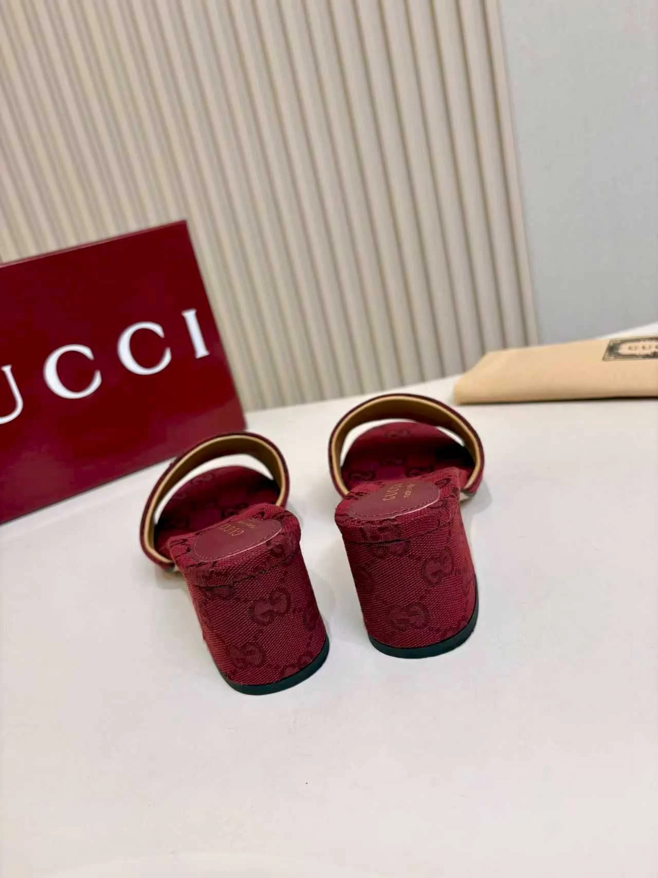 GUCCI Mules Burgundy-Gold A80202609111122 - Image 7