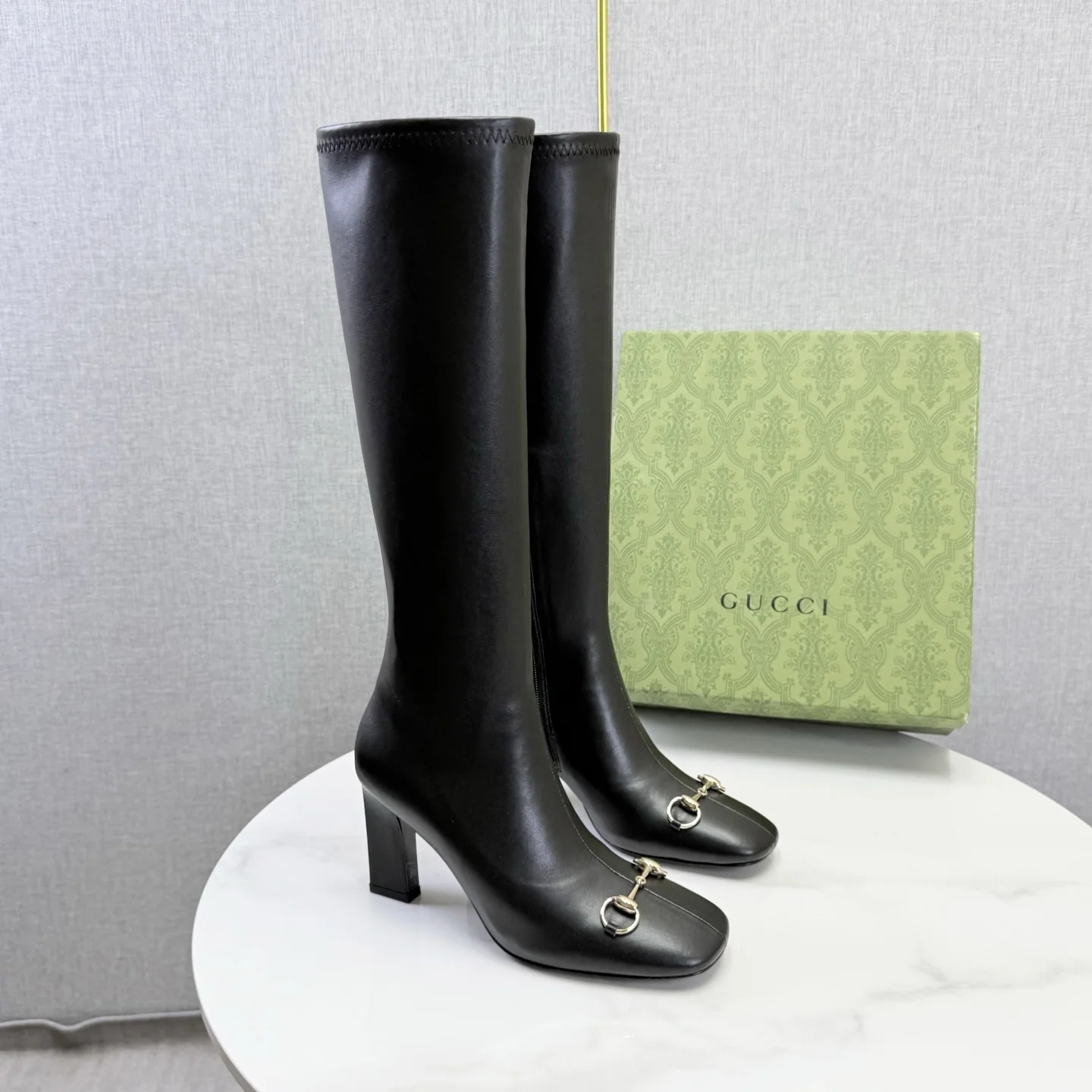 GUCCI Mules Patent Leather Black-Gold EU35-39 D00202609110618 - Image 5