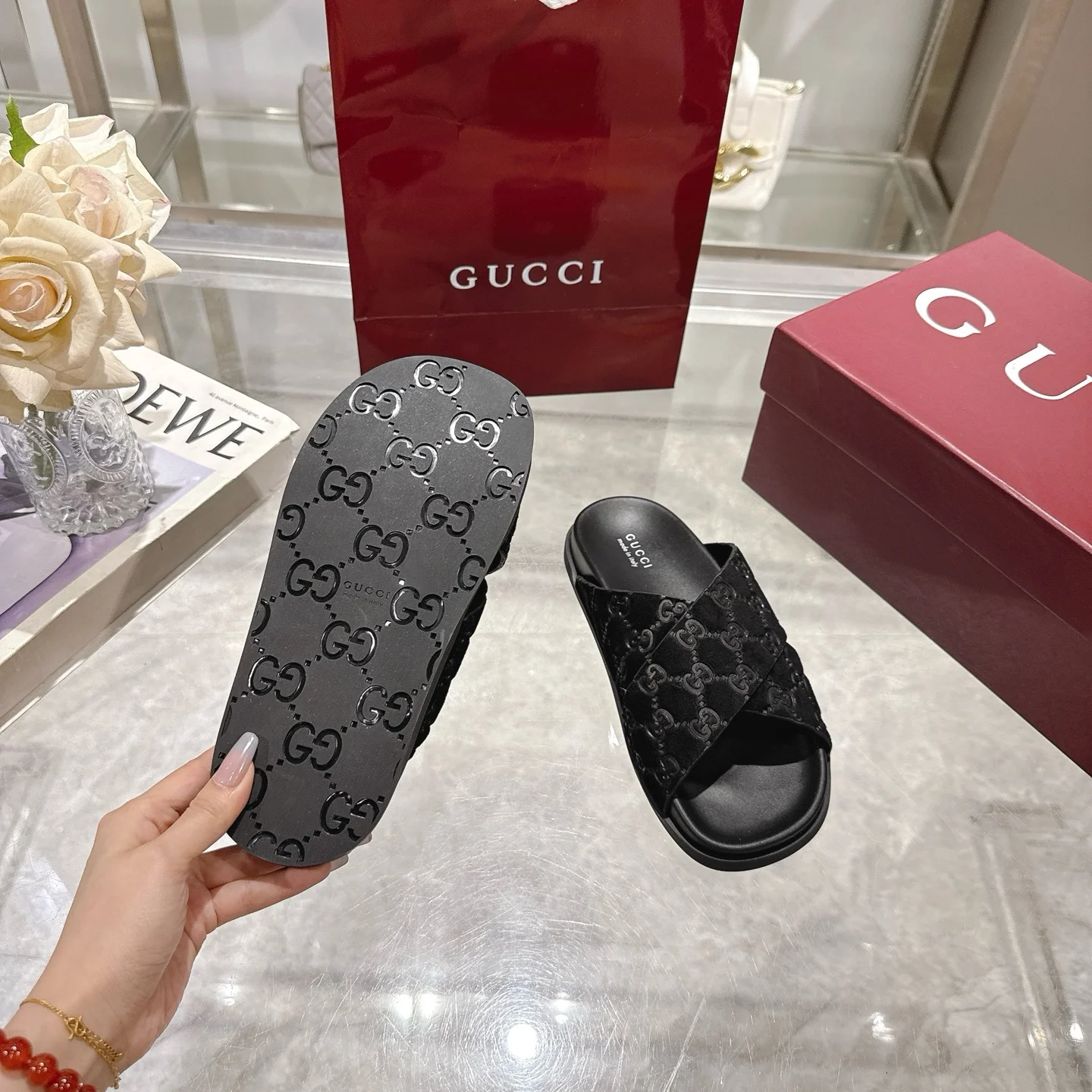 GUCCI Sandals Black A70202609111822 - Image 9