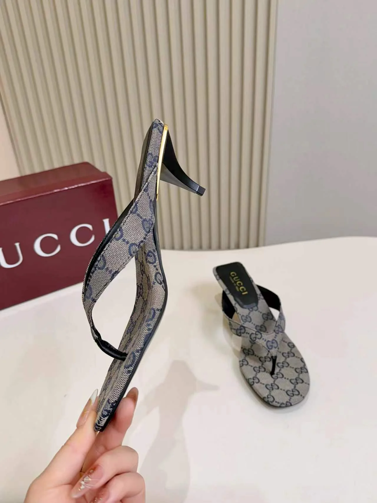 GUCCI Sandals Leather Sole Blue-Black EU35-43 A80202609111128 - Image 6