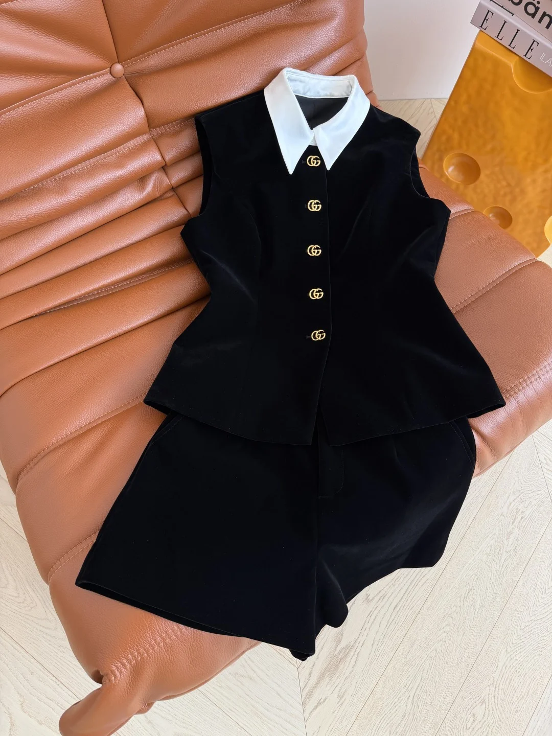 GUCCI Shorts Black-Gold S-L B15202609060808 - Image 6