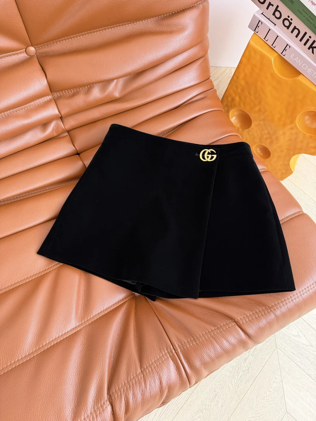 GUCCI Skirts Velvet Black-Gold S-L B25202609060363