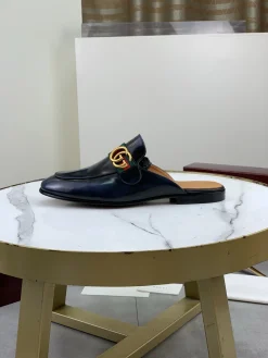 GUCCI Slides Black-Gold D20202609110990