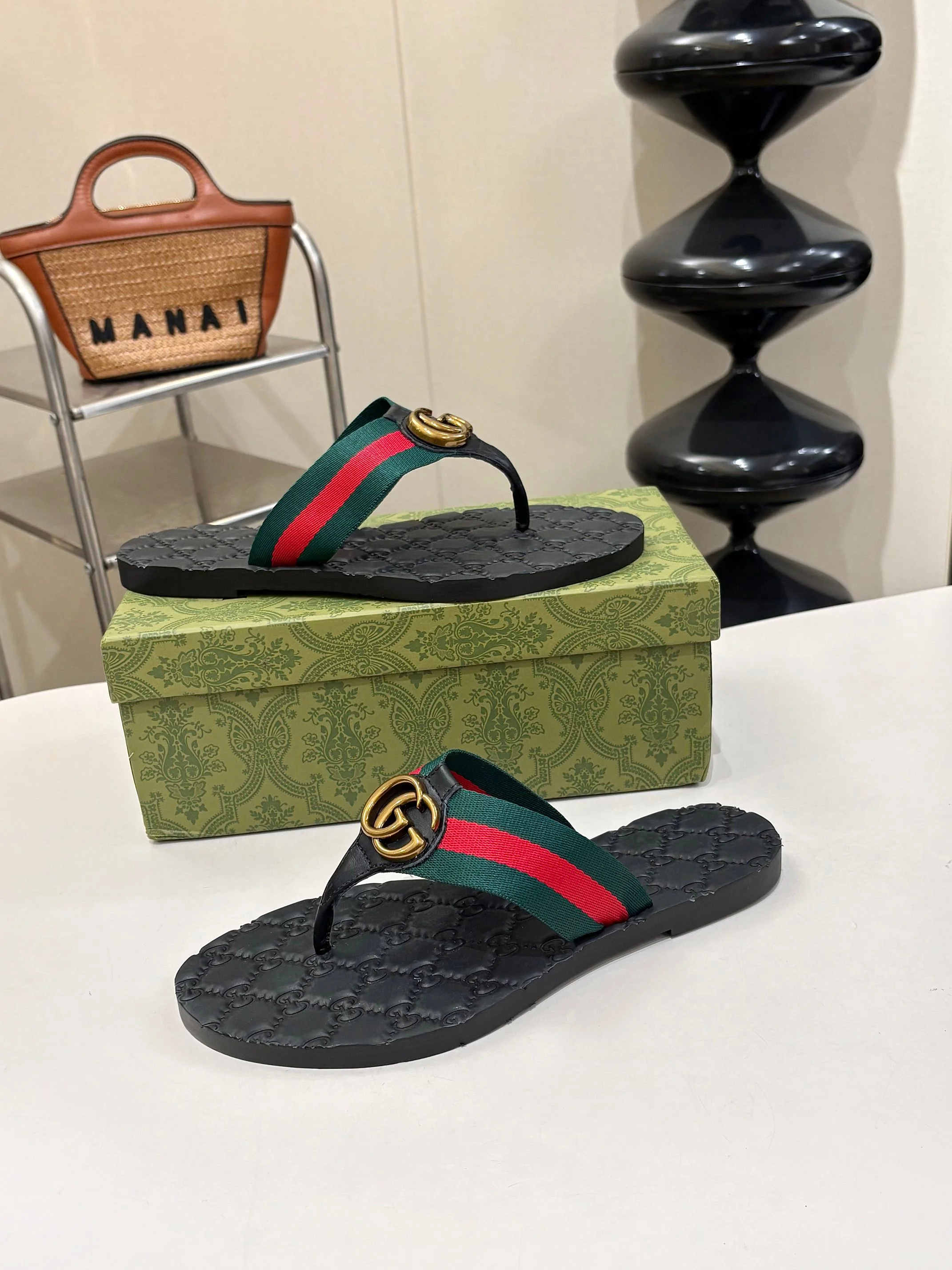 GUCCI Slides Black-Green-Red-Gold B046202609110058