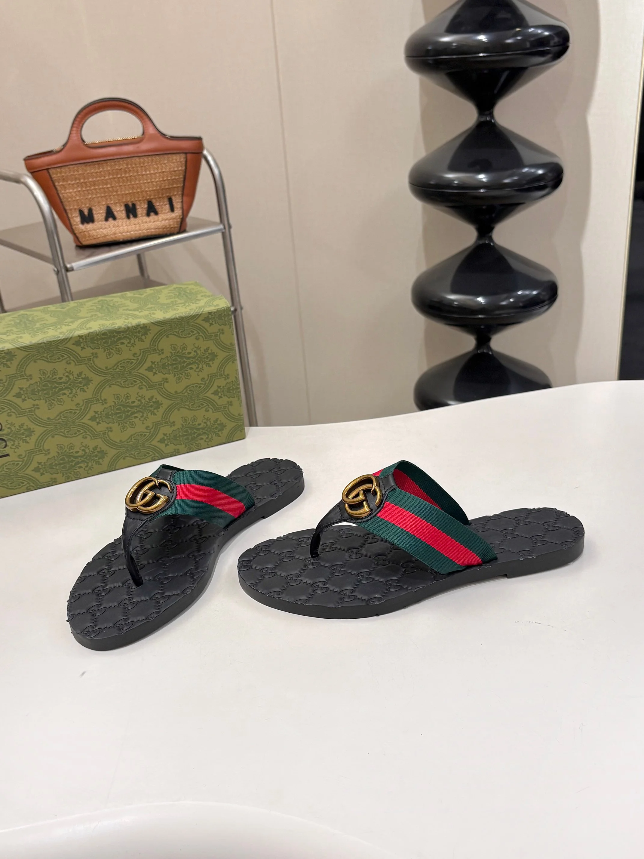 GUCCI Slides Black-Green-Red-Gold B046202609110058 - Image 7