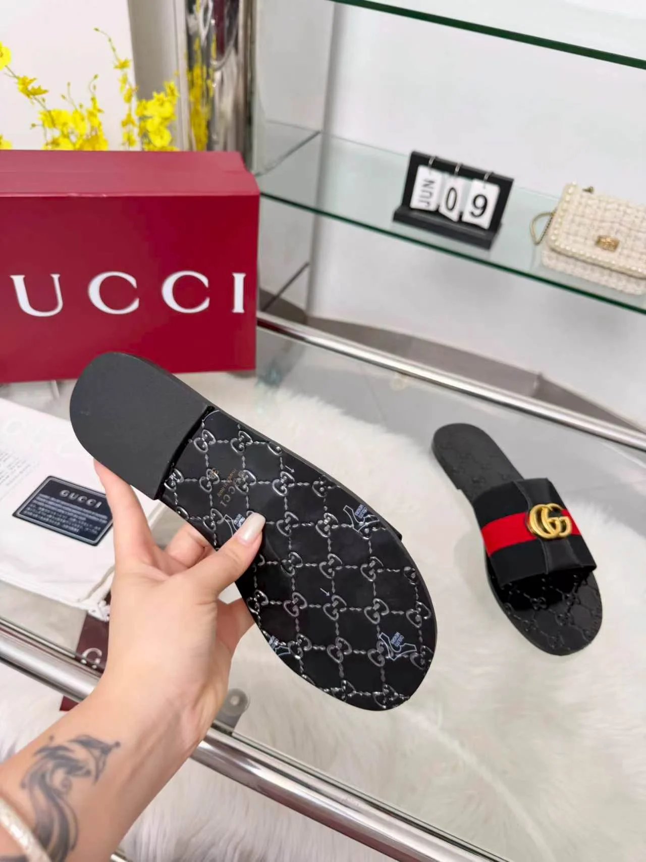 GUCCI Slides Elastic Band Black-Gold-Red EU35-44 A30202609110057 - Image 8