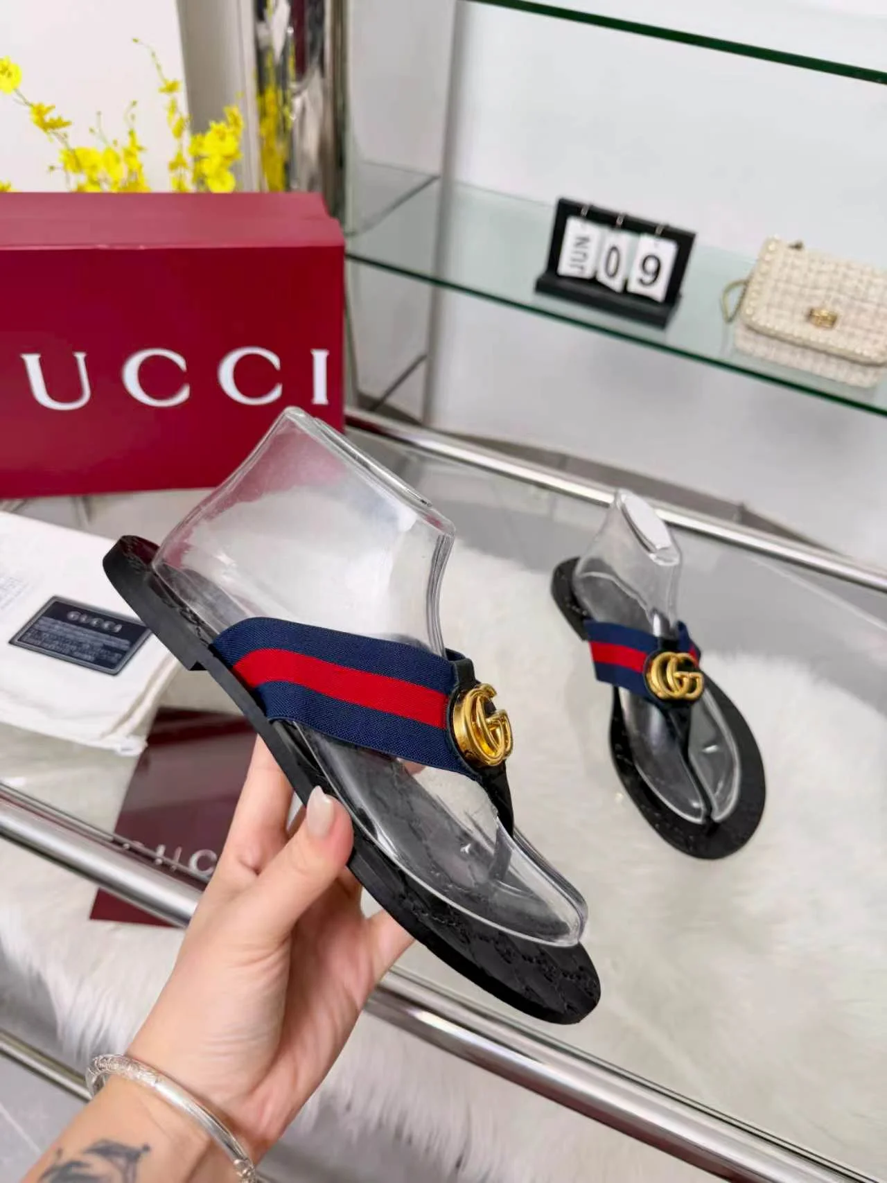 GUCCI Slides Elastic Black-Gold EU35-45 A30202609110054 - Image 6