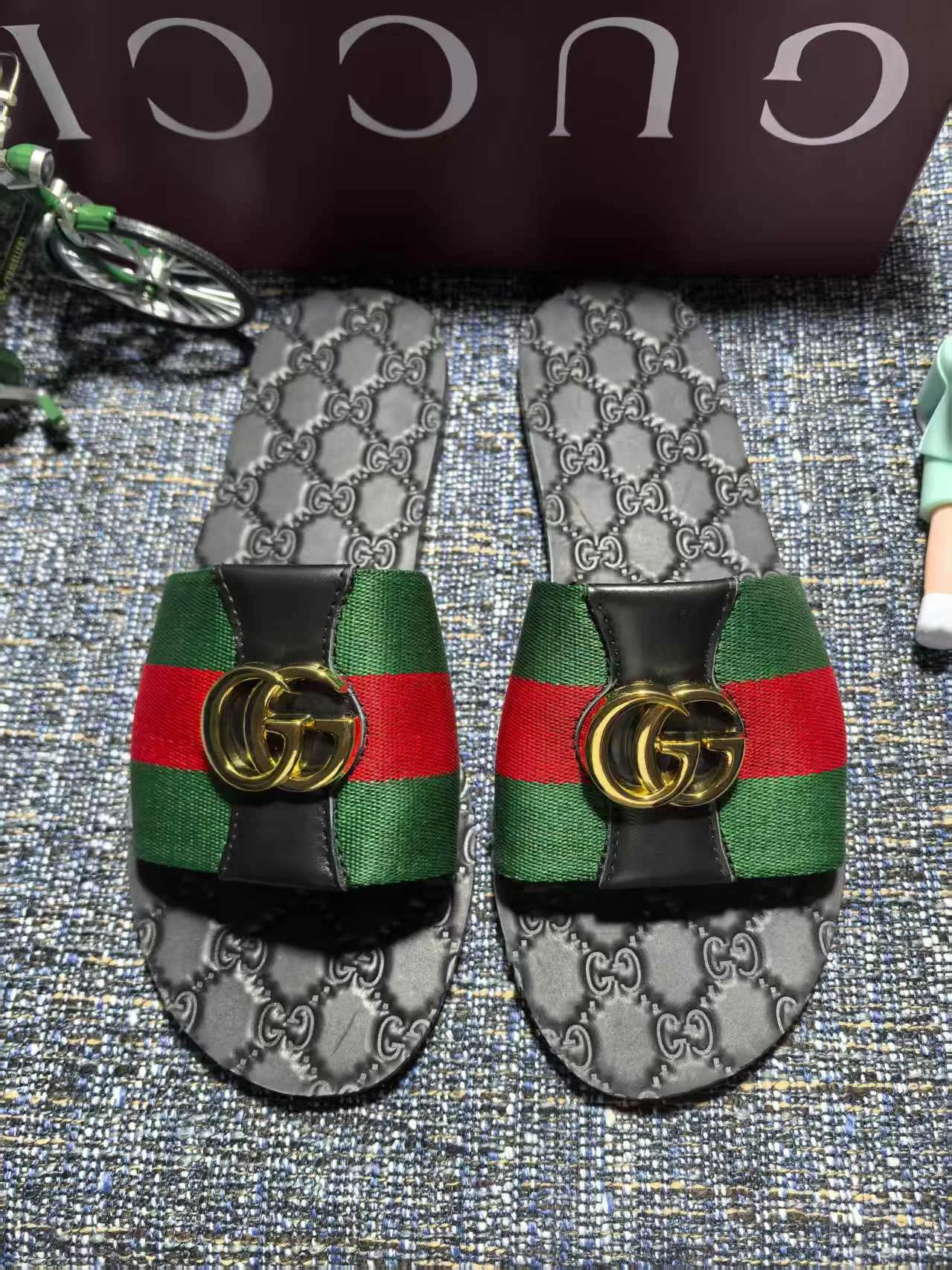 GUCCI Slides Fabric Black-Green-Red-Gold EU35-44 A30202609111878