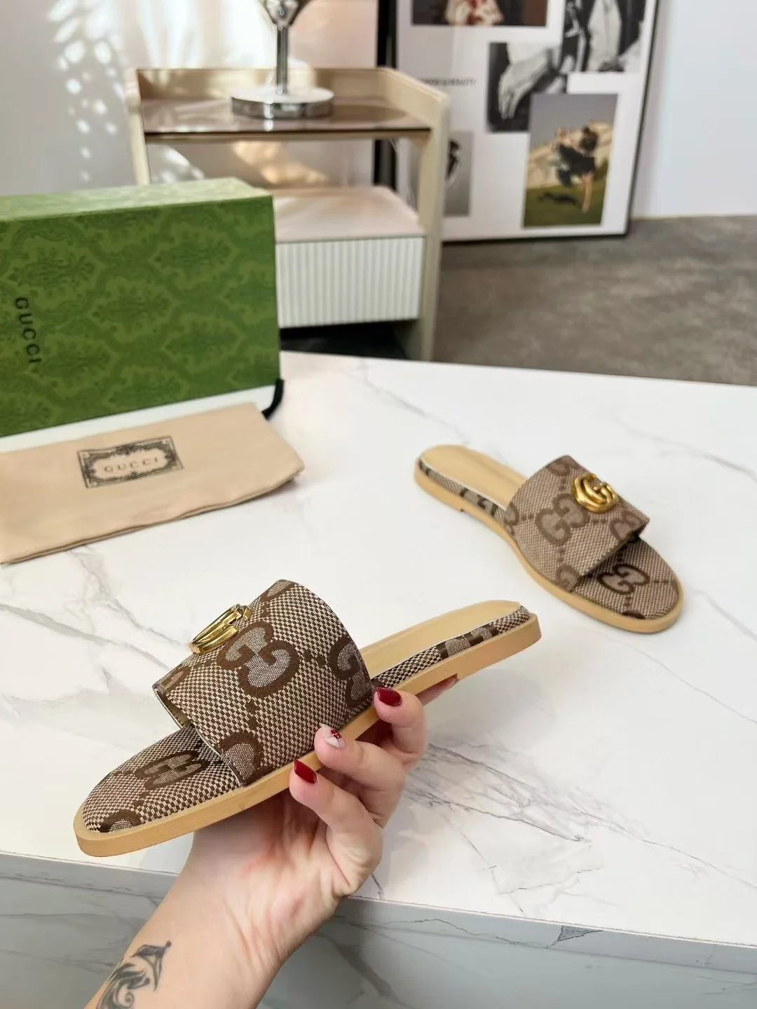 GUCCI Slides Fabric Sheepskin Brown-Gold EU35-42 A40202609111882
