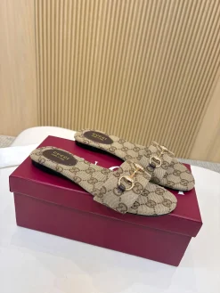 GUCCI Slides GG Canvas Brown-Gold EU35-42 A30202609111875